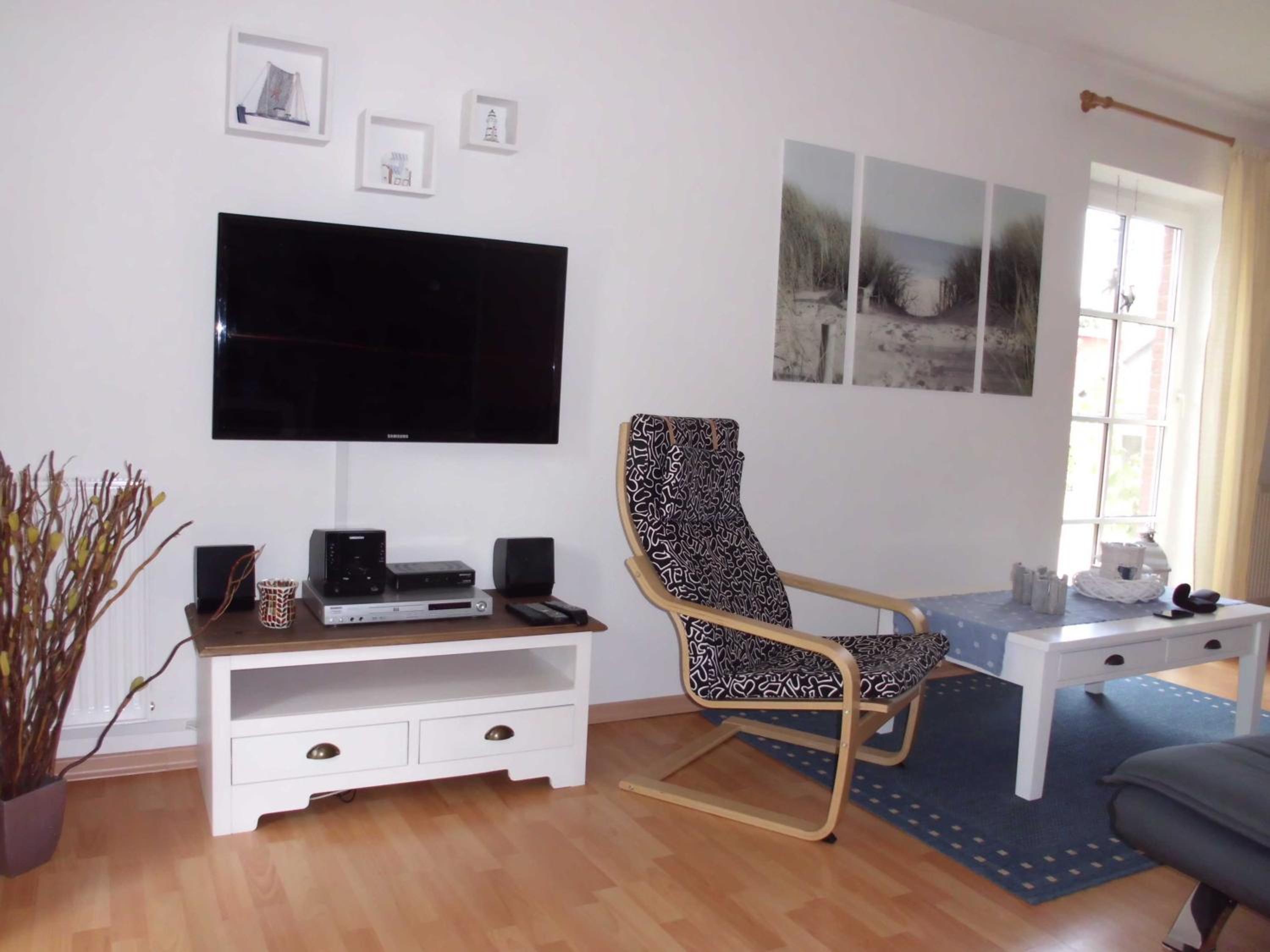 One-Bedroom Apartment with Terrace photo 2