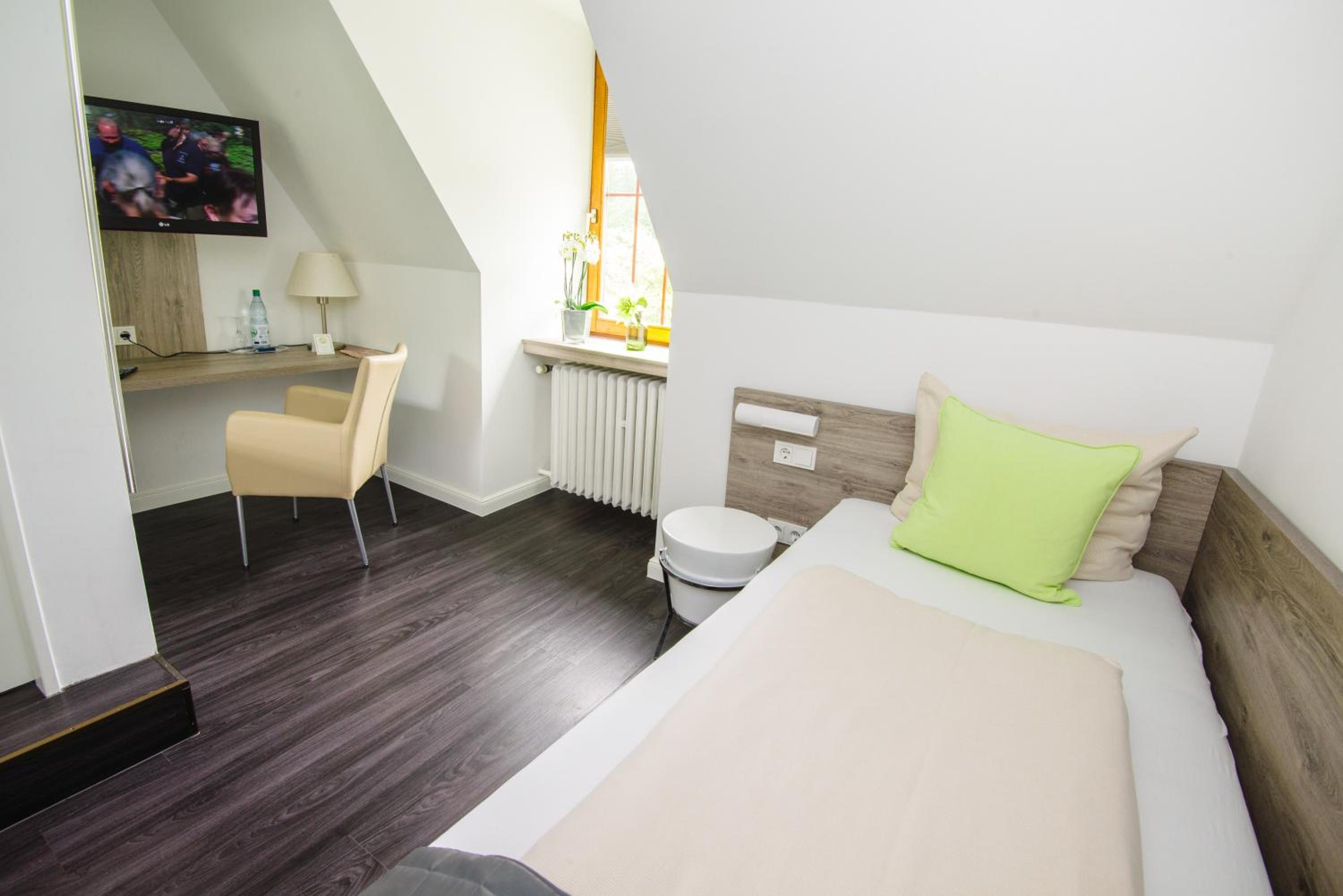Standard Single Room photo 3
