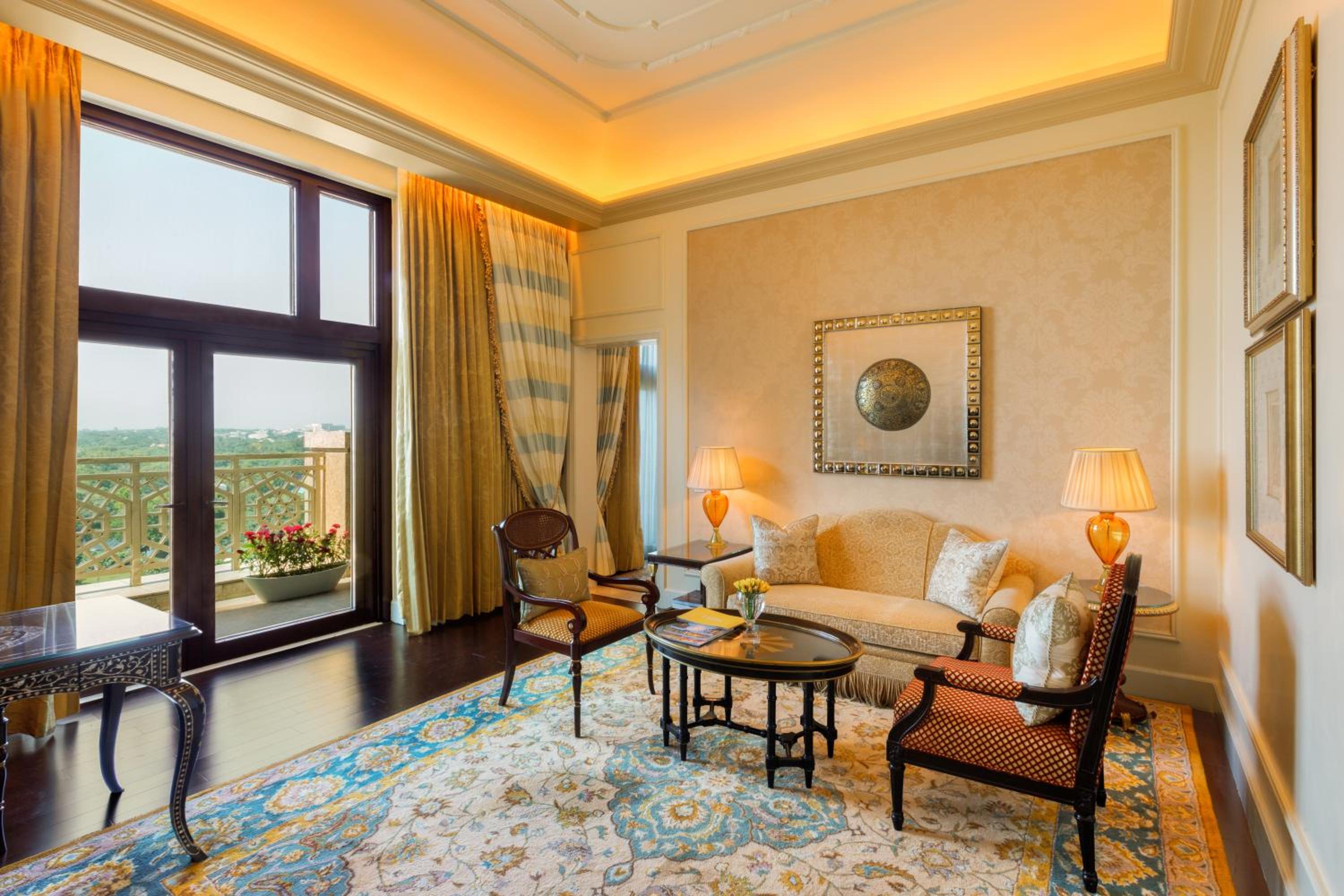 Luxury Suite with Balcony with BMW Airport Transfers and Lounge Access Luxury Suite with Balcony with BMW Airport Transfers and Lounge Access