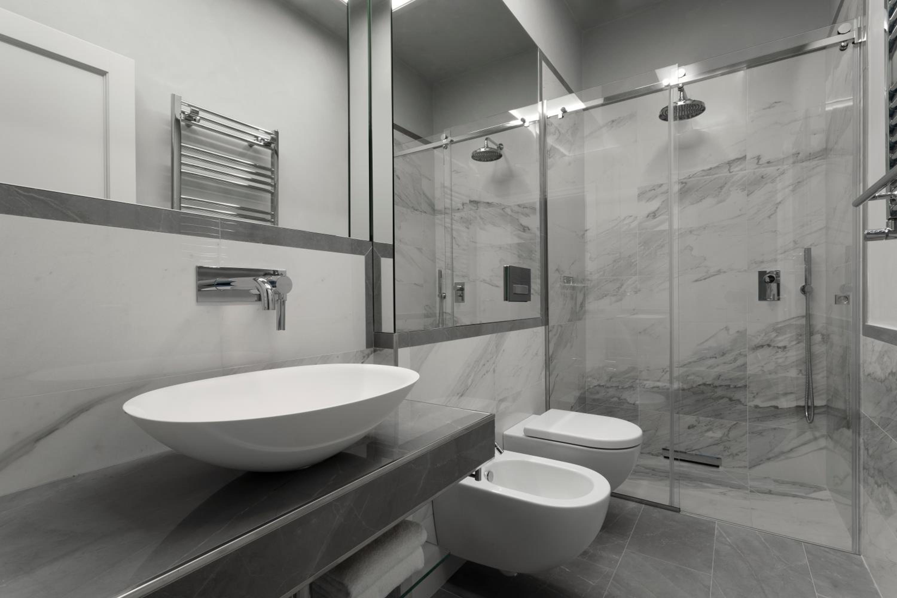 Two-Bedroom Apartment with View photo 2