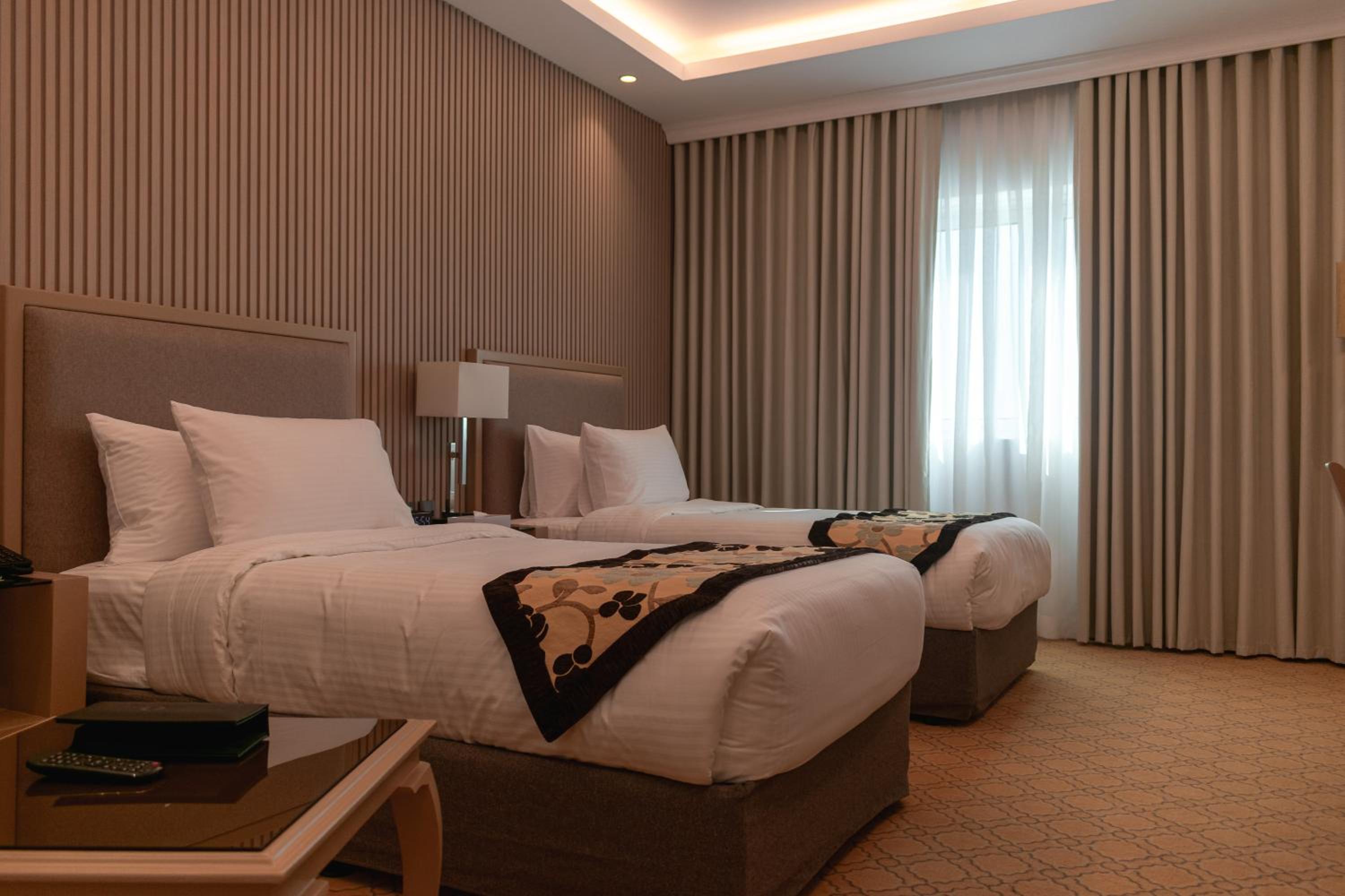 Deluxe Twin Room - Non-Smoking