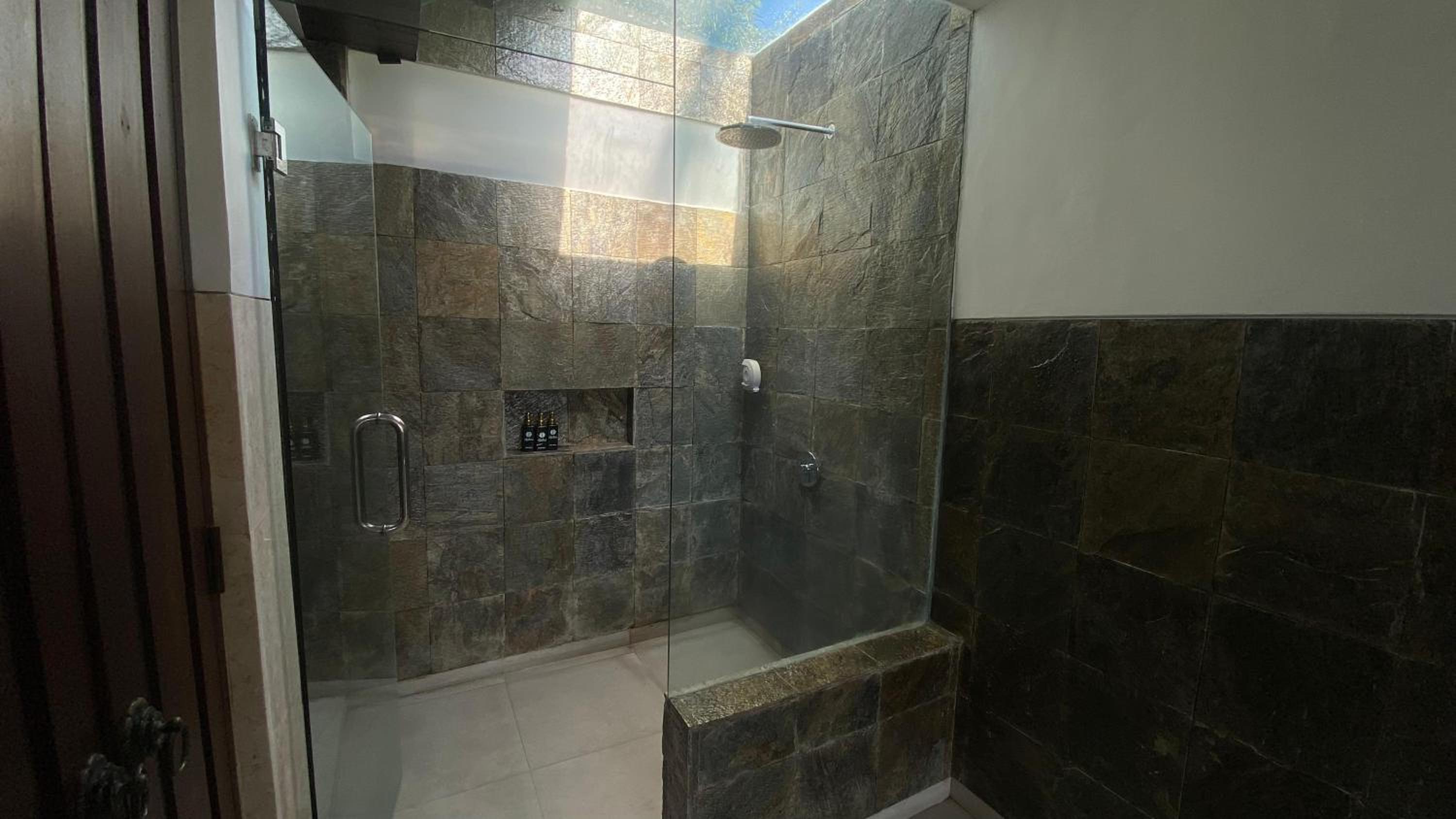 Superior Double Room with Pool View photo 2