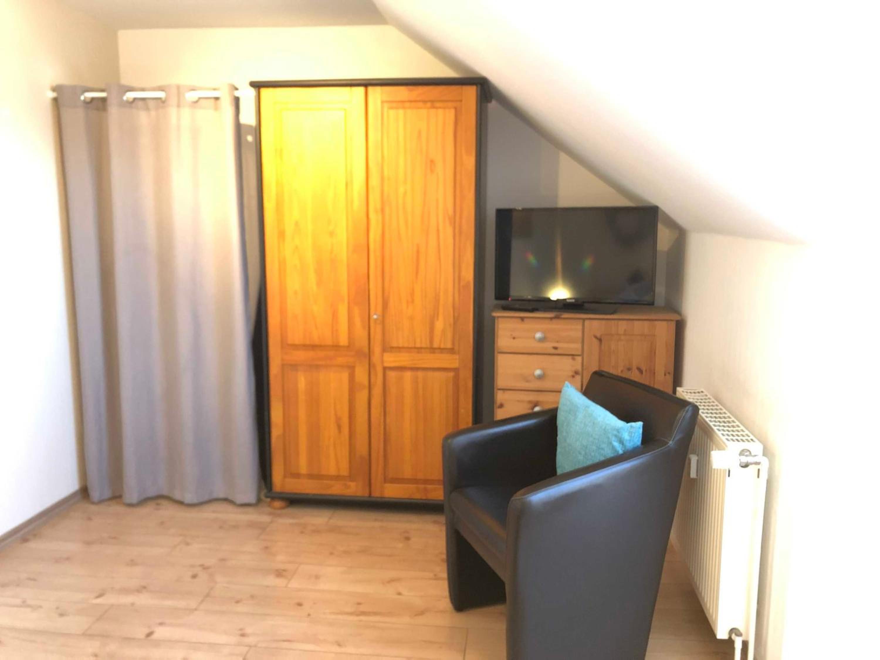 One-Bedroom Apartment with Balcony photo 1