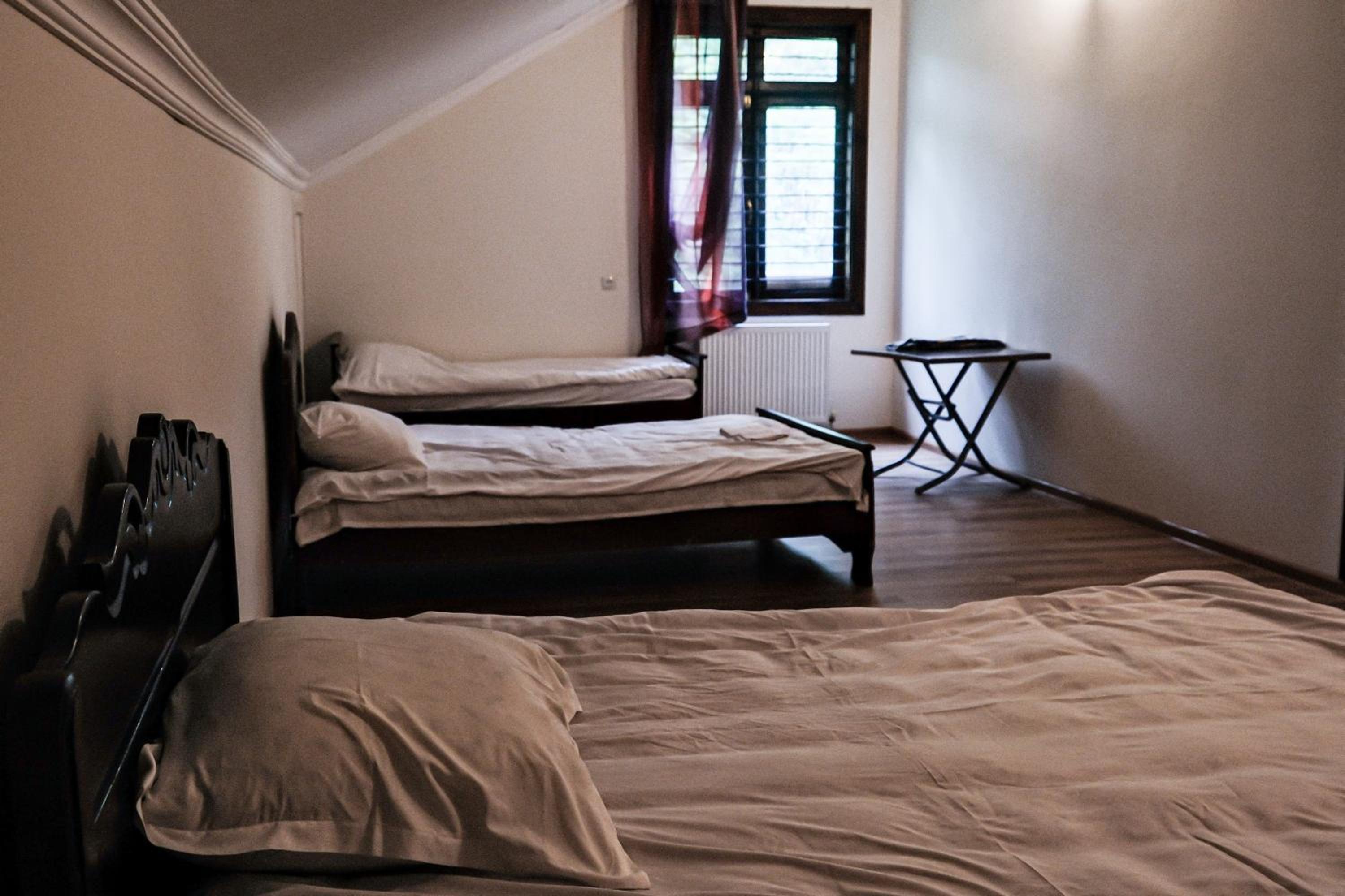 Quadruple Room With Shared Bathroom photo 1