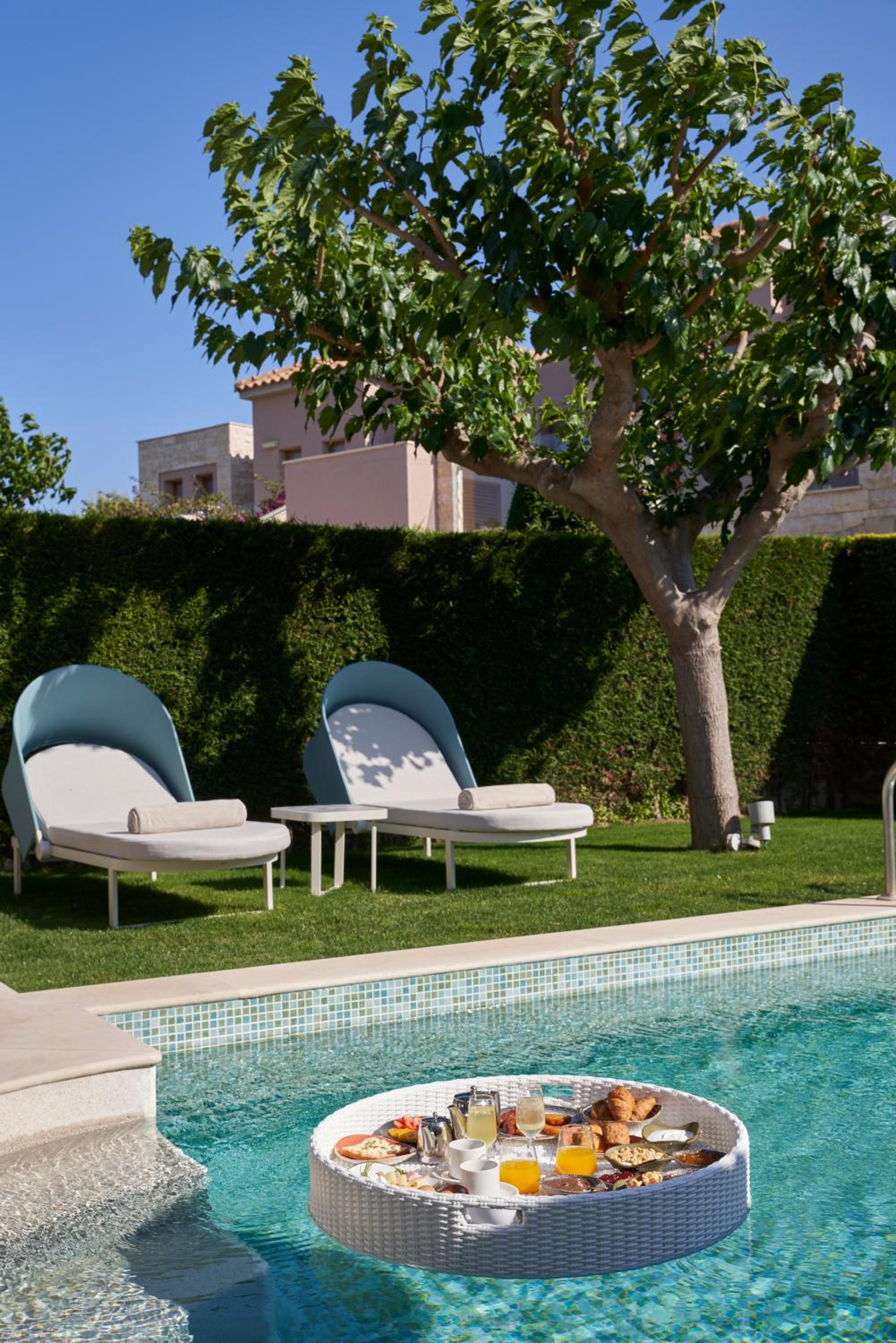 Private Villa with Private Pool Grden View - Photo 4