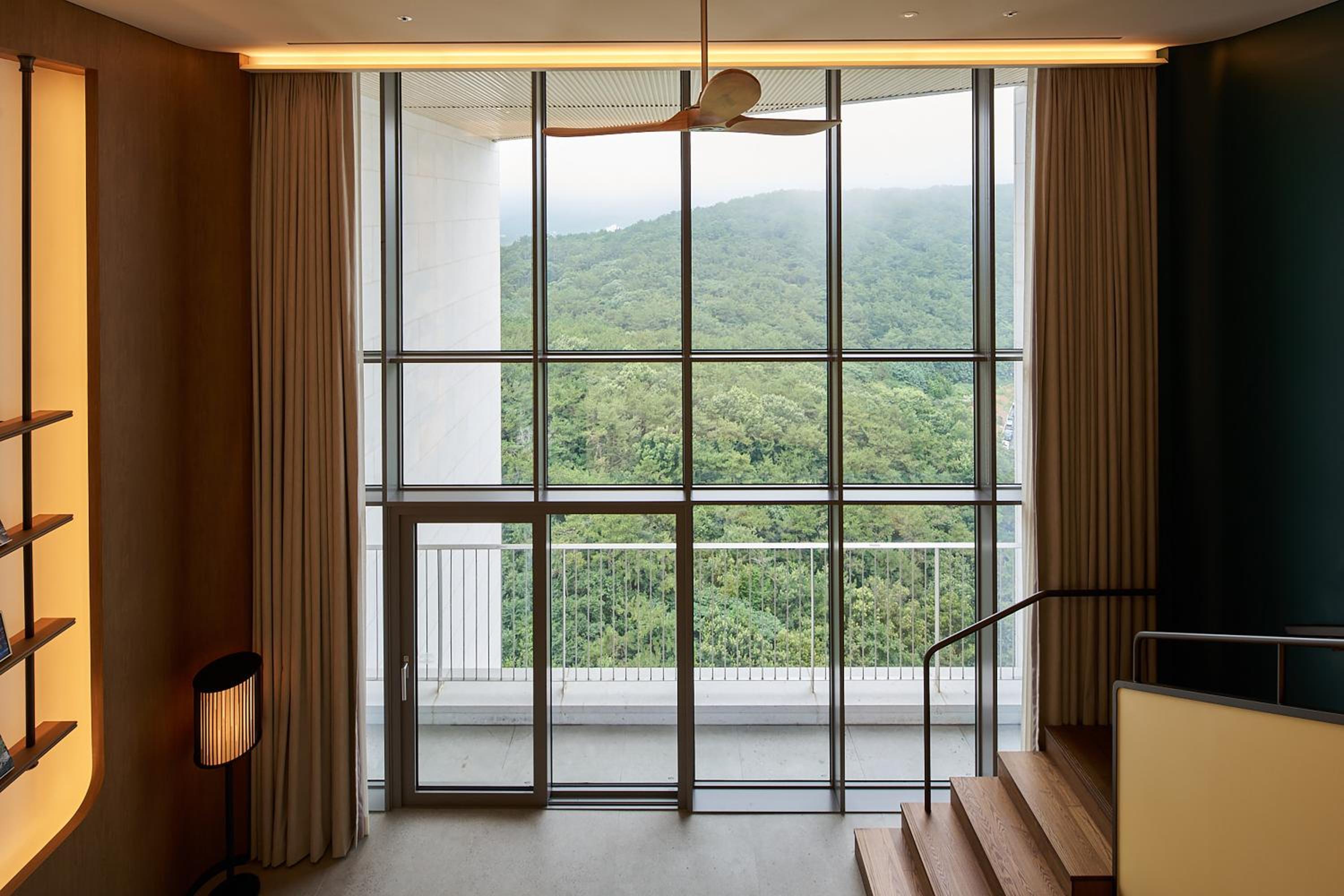 特惠 - 森林景观小屋含2人早餐 + 免费额外1人早餐(共3人)