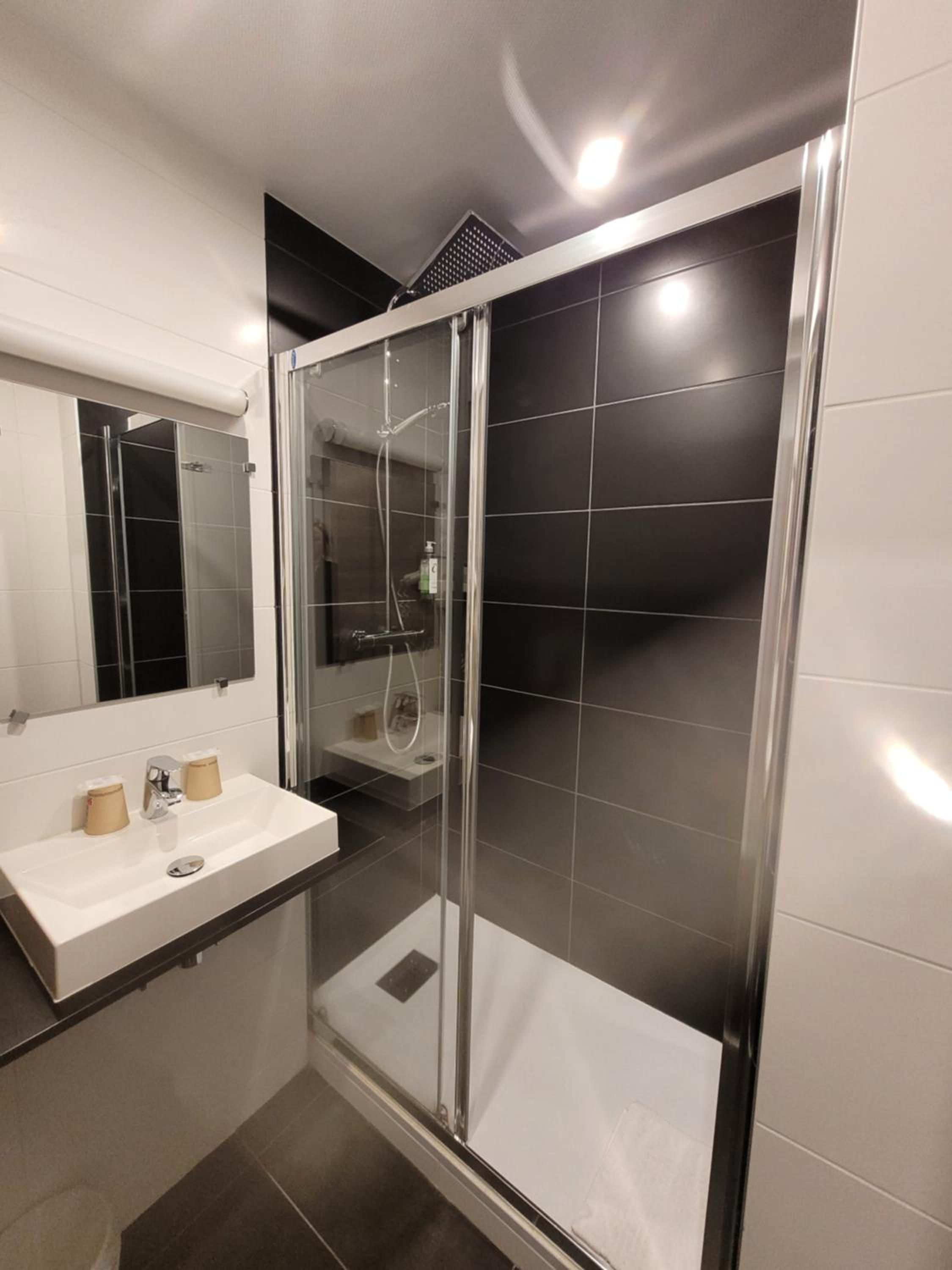 Elegance Double Room - Photo 2
