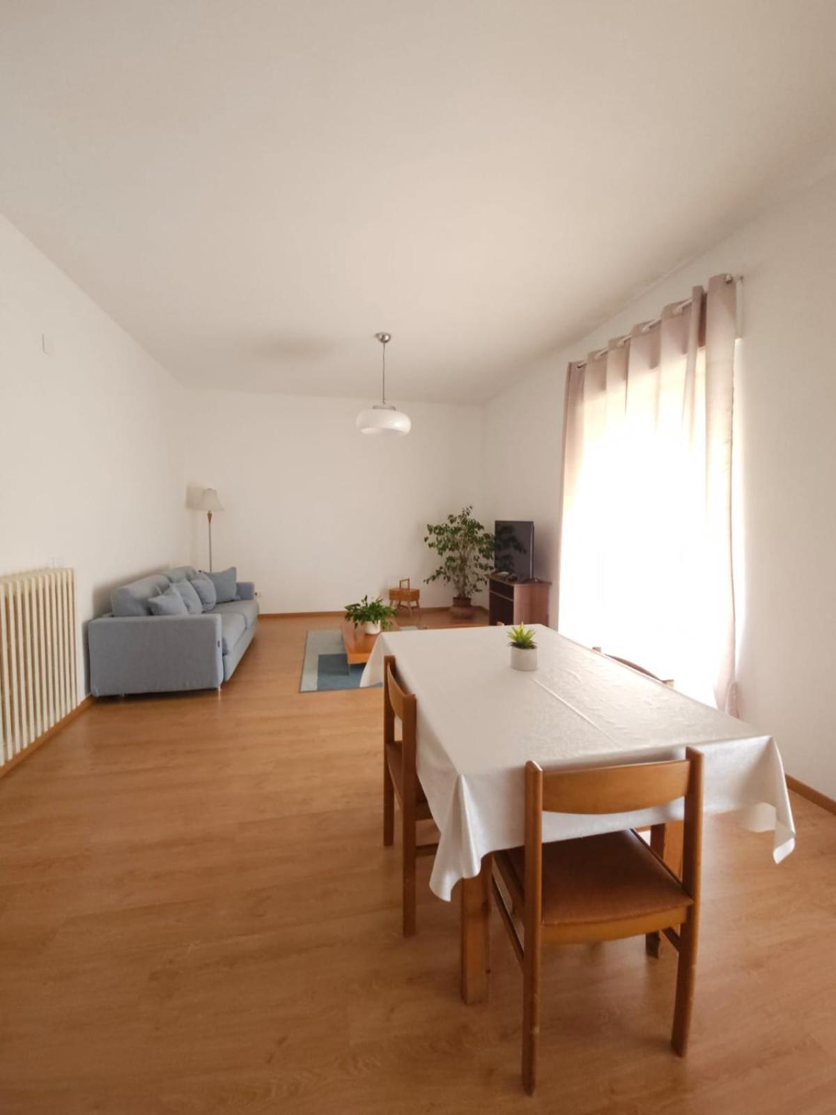 Three-Bedroom Apartment photo 3