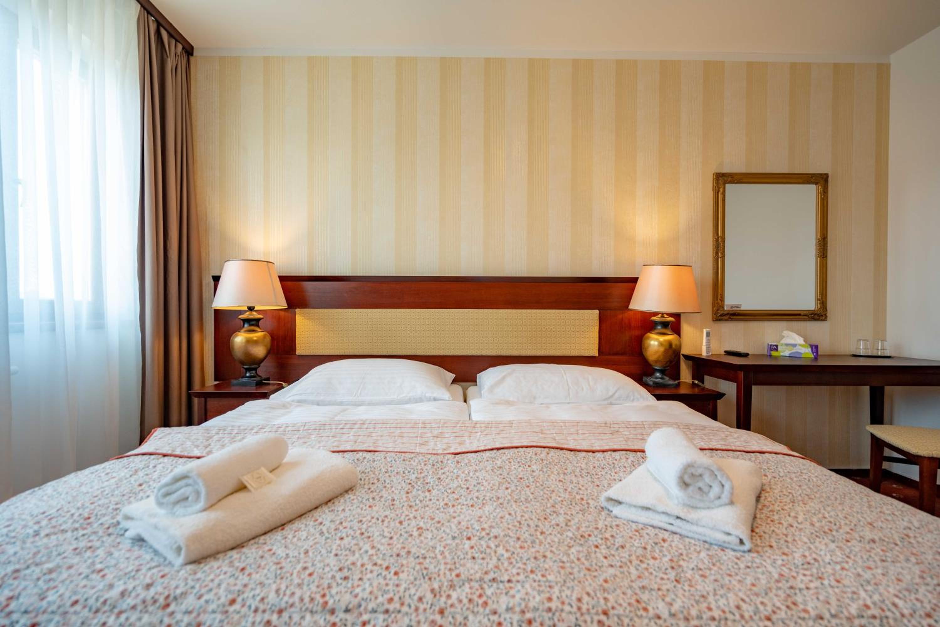 Double or Twin Room photo 1