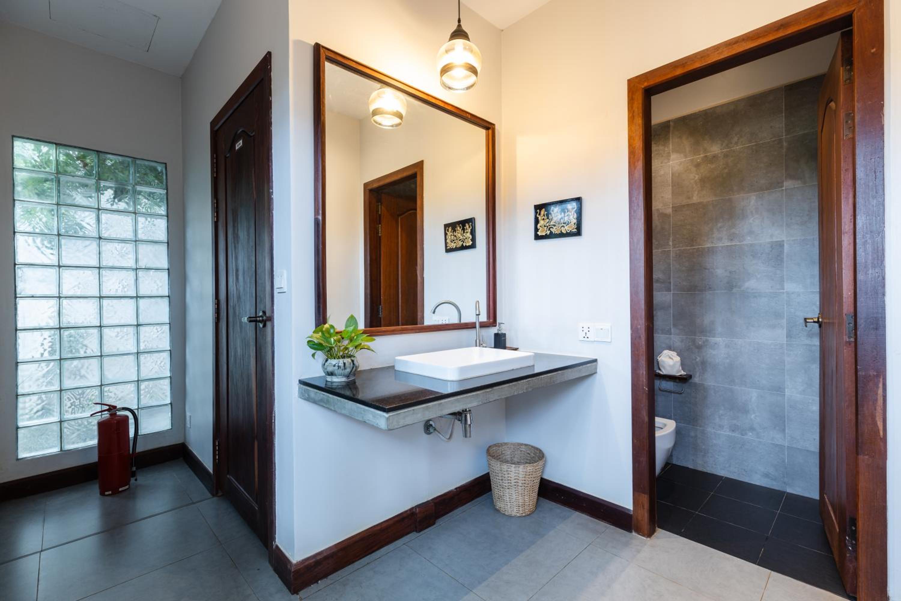 Cozy and Spacious 2 Bedrooms Villa With Pool View - Photo 10