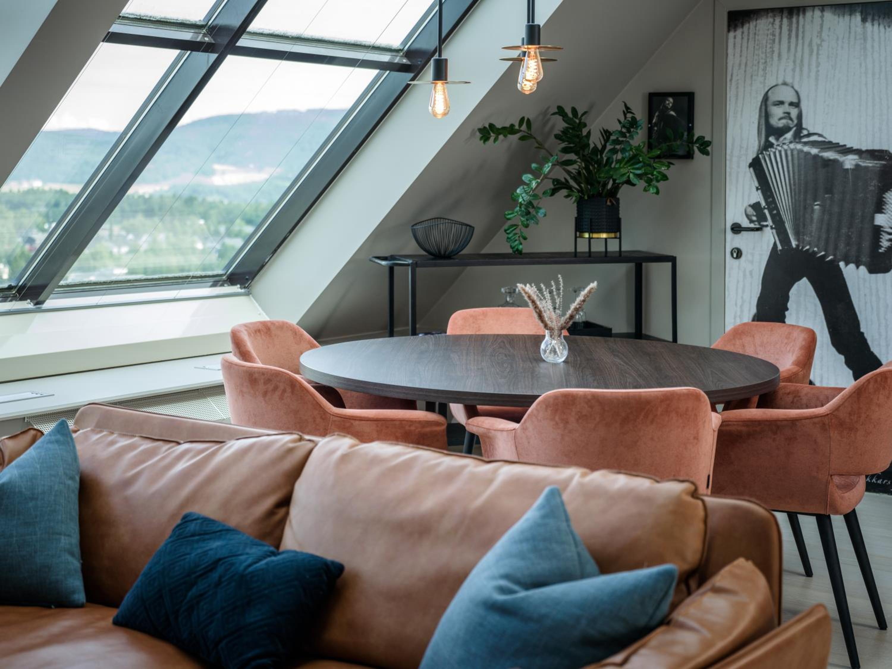 Suite - Photo 6