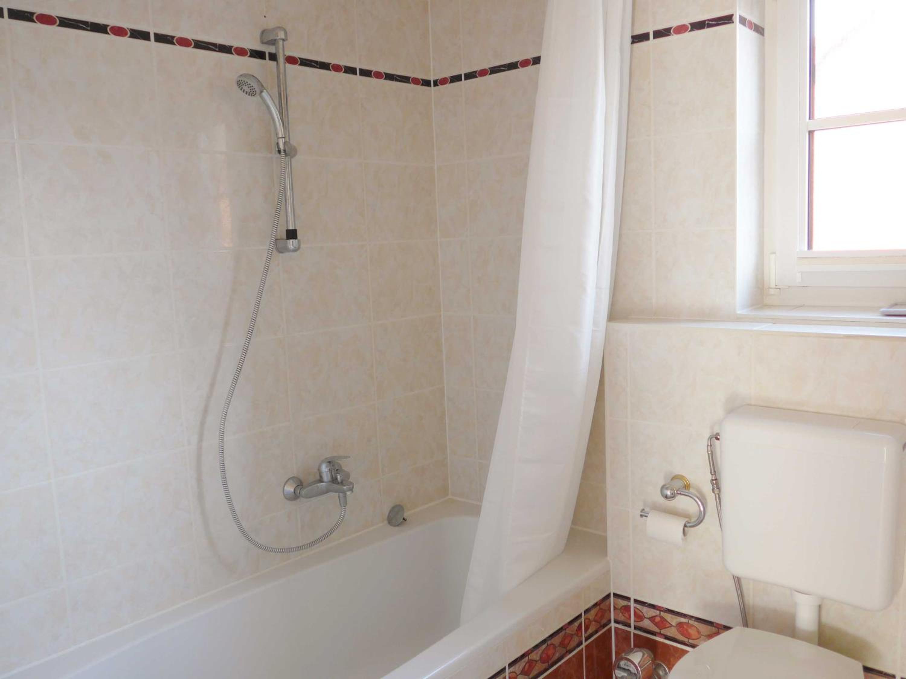 Two-Bedroom Apartment with Balcony photo 2