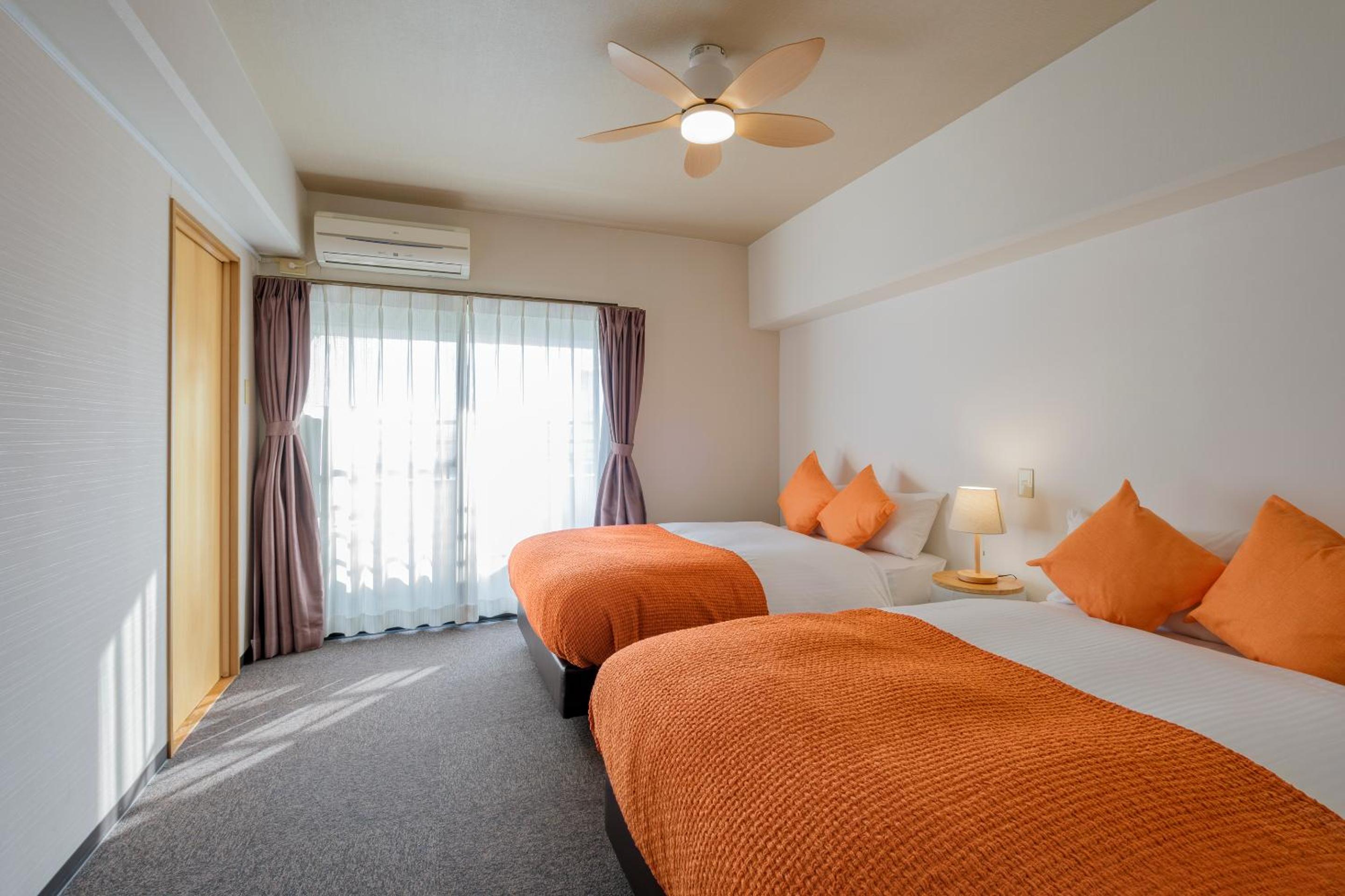 Junior Suite Room (2 Small Double Beds and 1 Sofa) with Kitchen - Non-Smoking - Cleaning Fee Extra - No Cleaning for Consecutive Night Stays