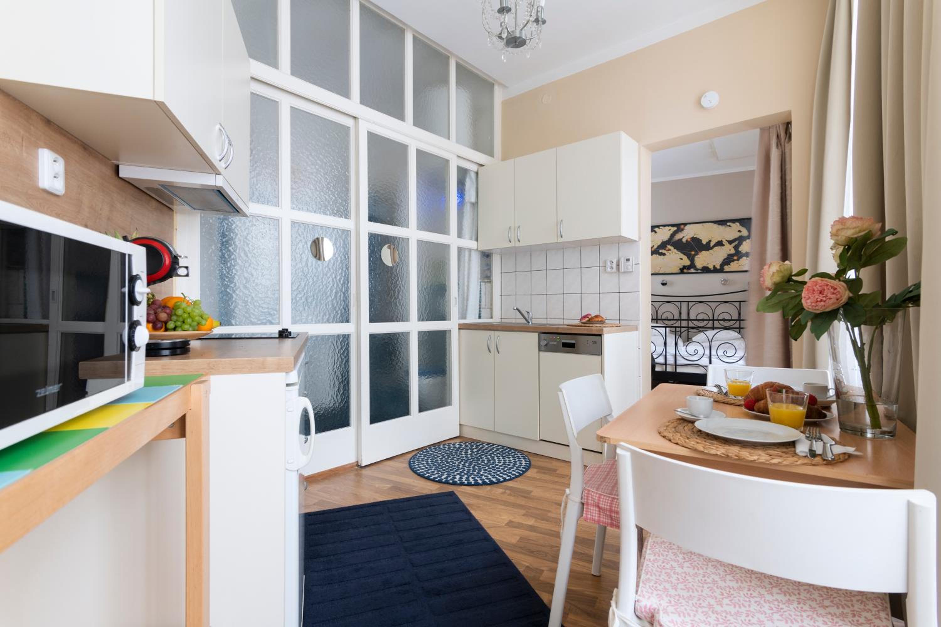 One-Bedroom Apartment (2 Adults)