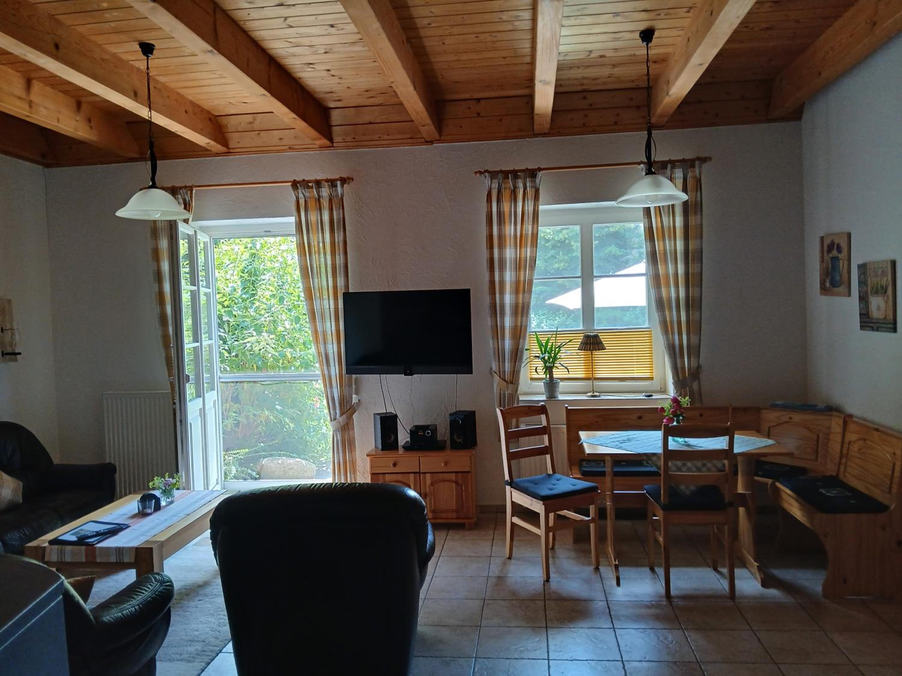 Family Two-Bedroom Apartment with View photo 1