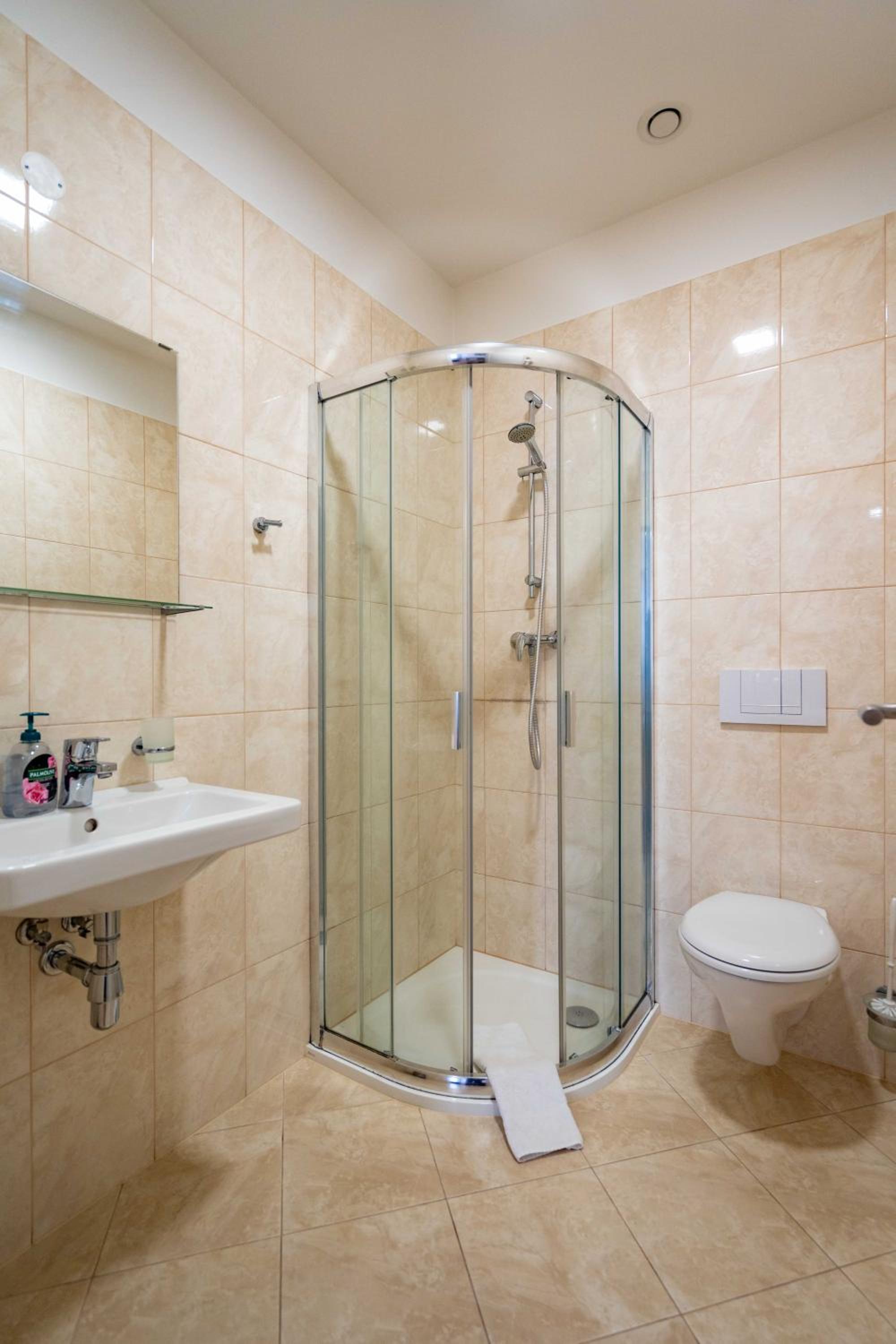 Triple Room photo 2