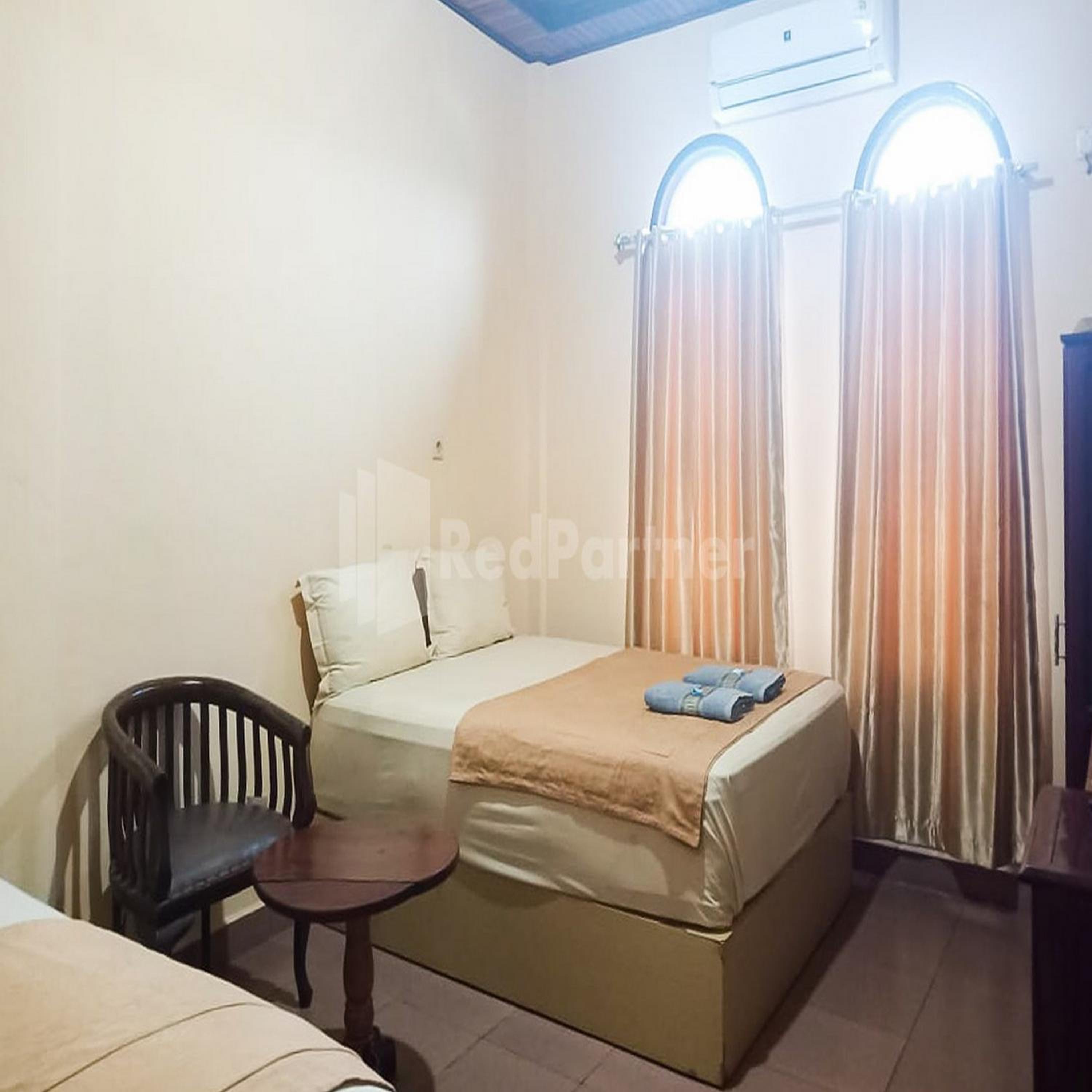 Deluxe Twin Room photo 2