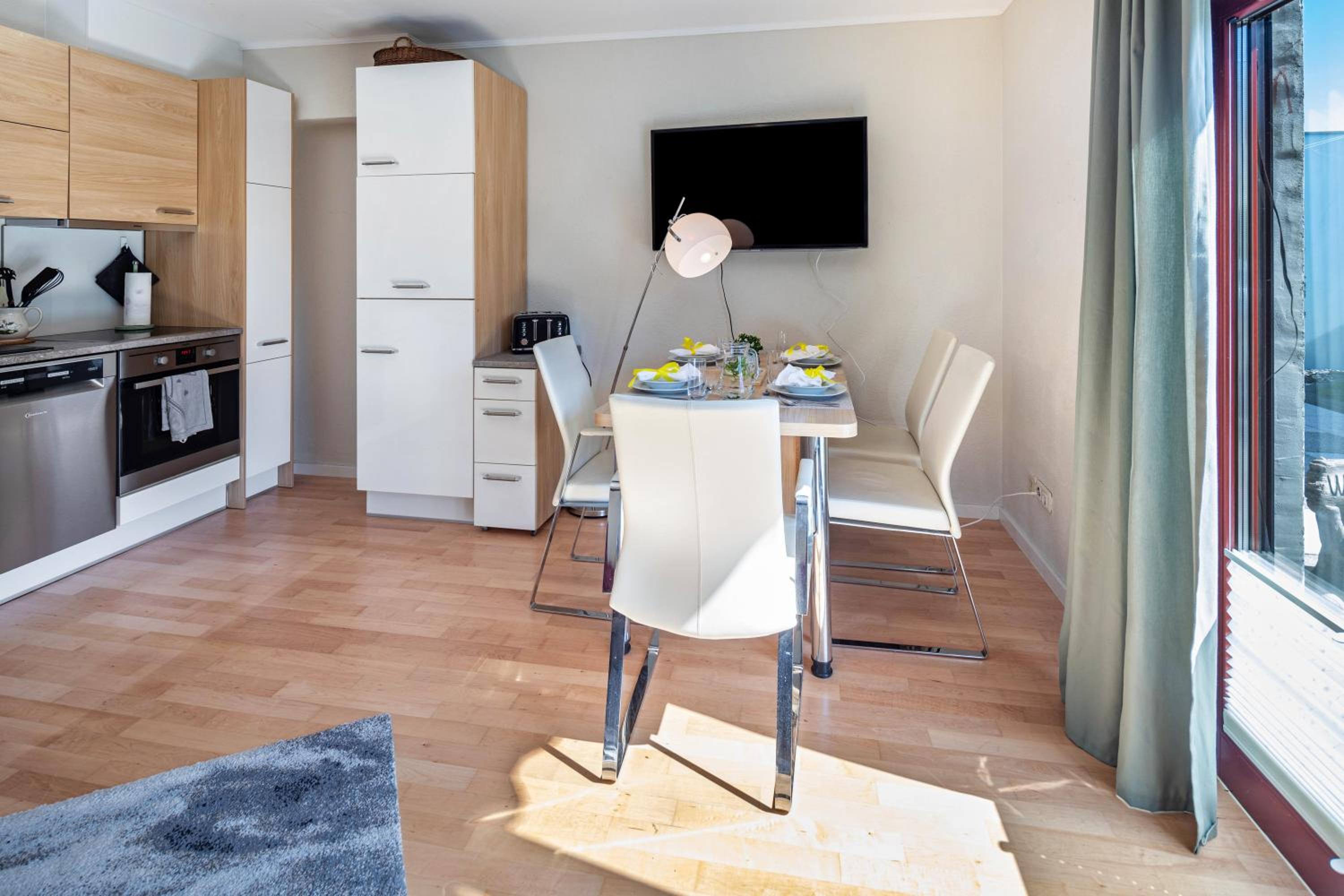 One-Bedroom Apartment with Garden View photo 3