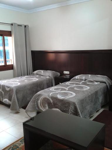 Double or Twin Room - Photo 4