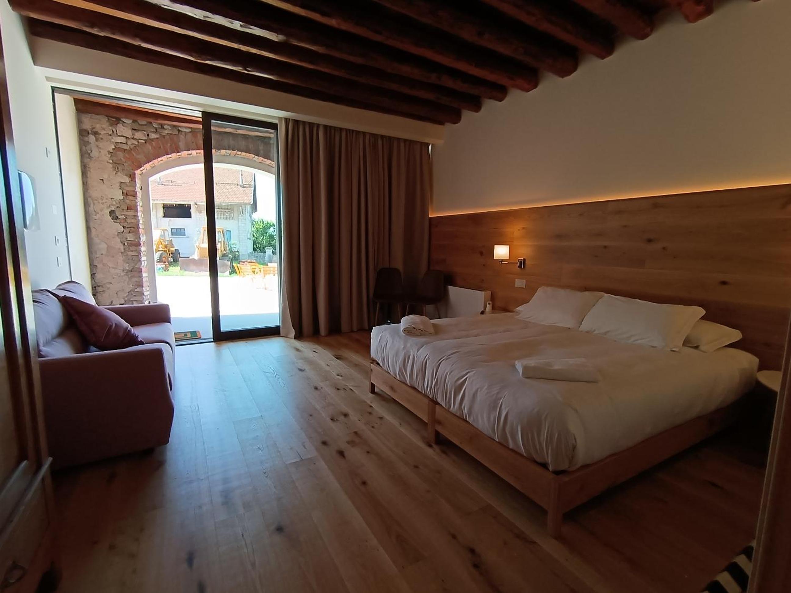 Double or Twin Room - Disability Access photo 3