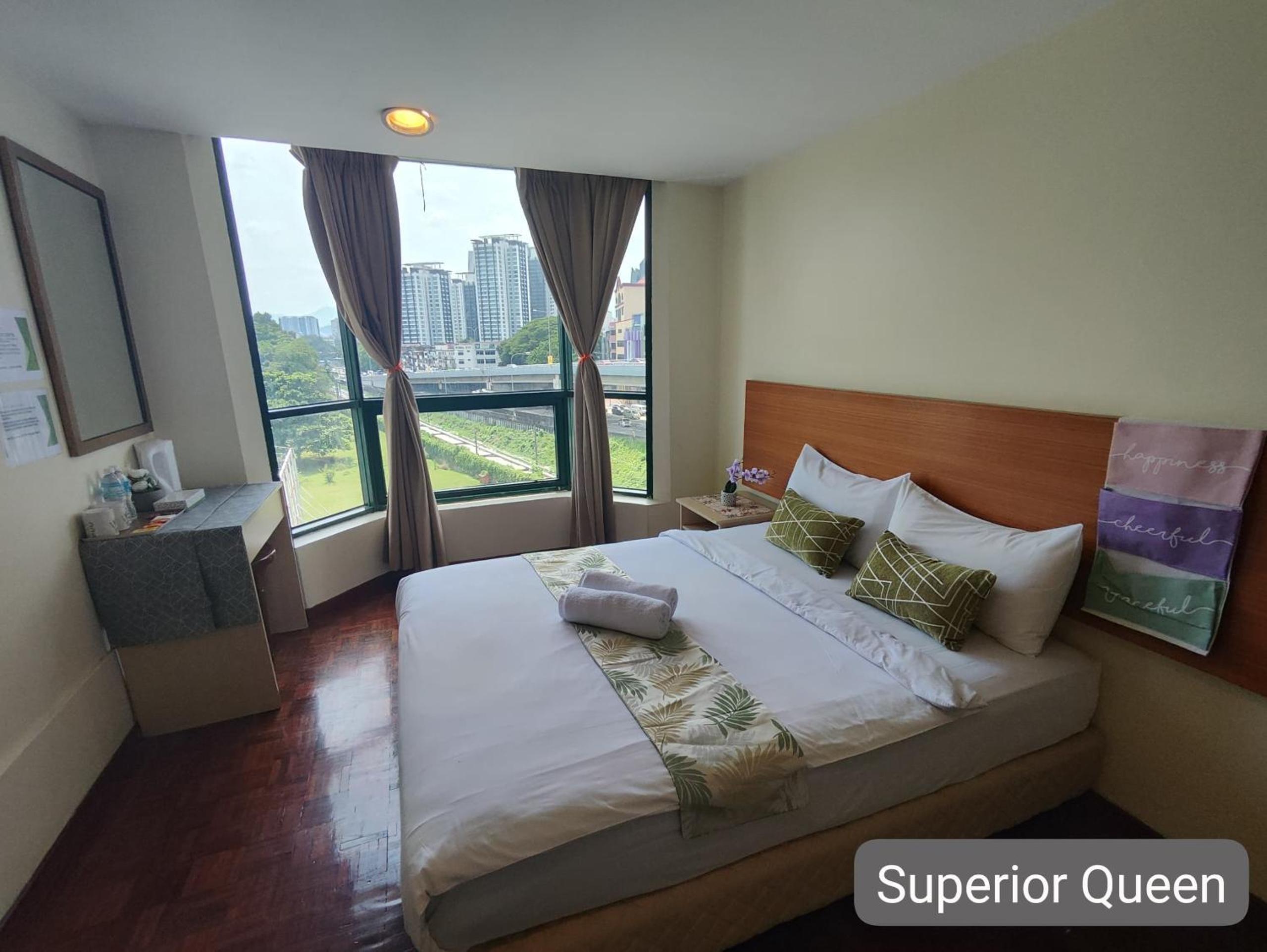 Superior Queen Room