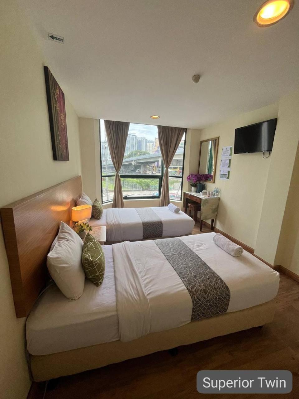 Superior Twin Room