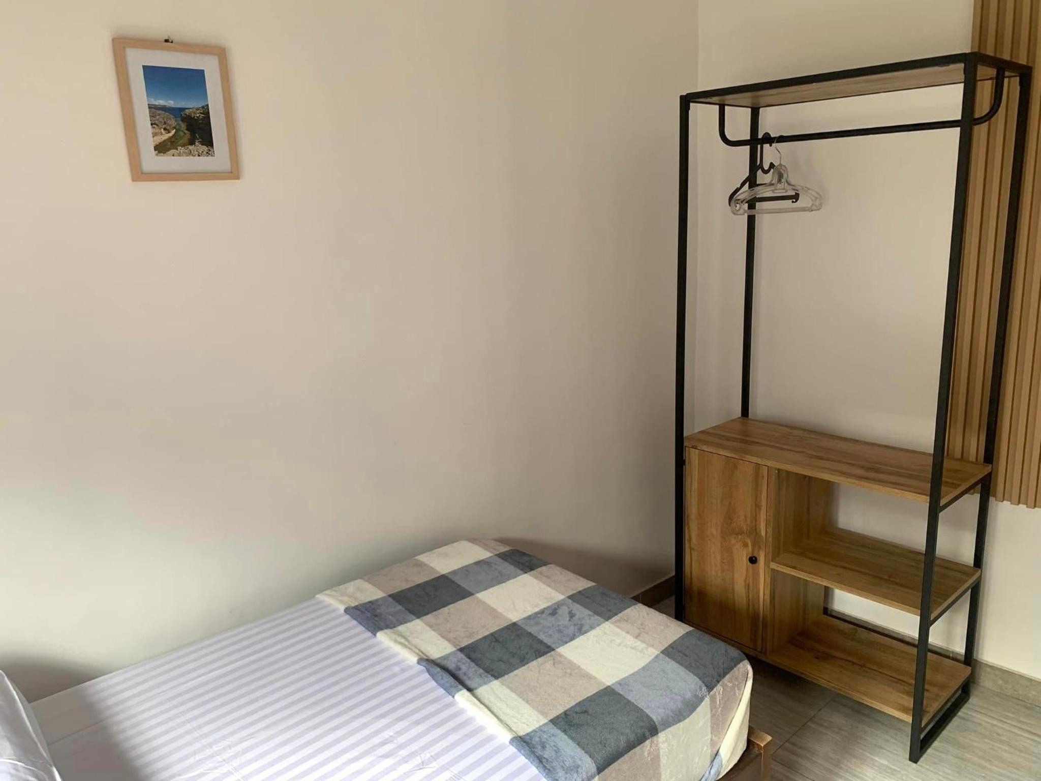 Small Twin Room photo 1