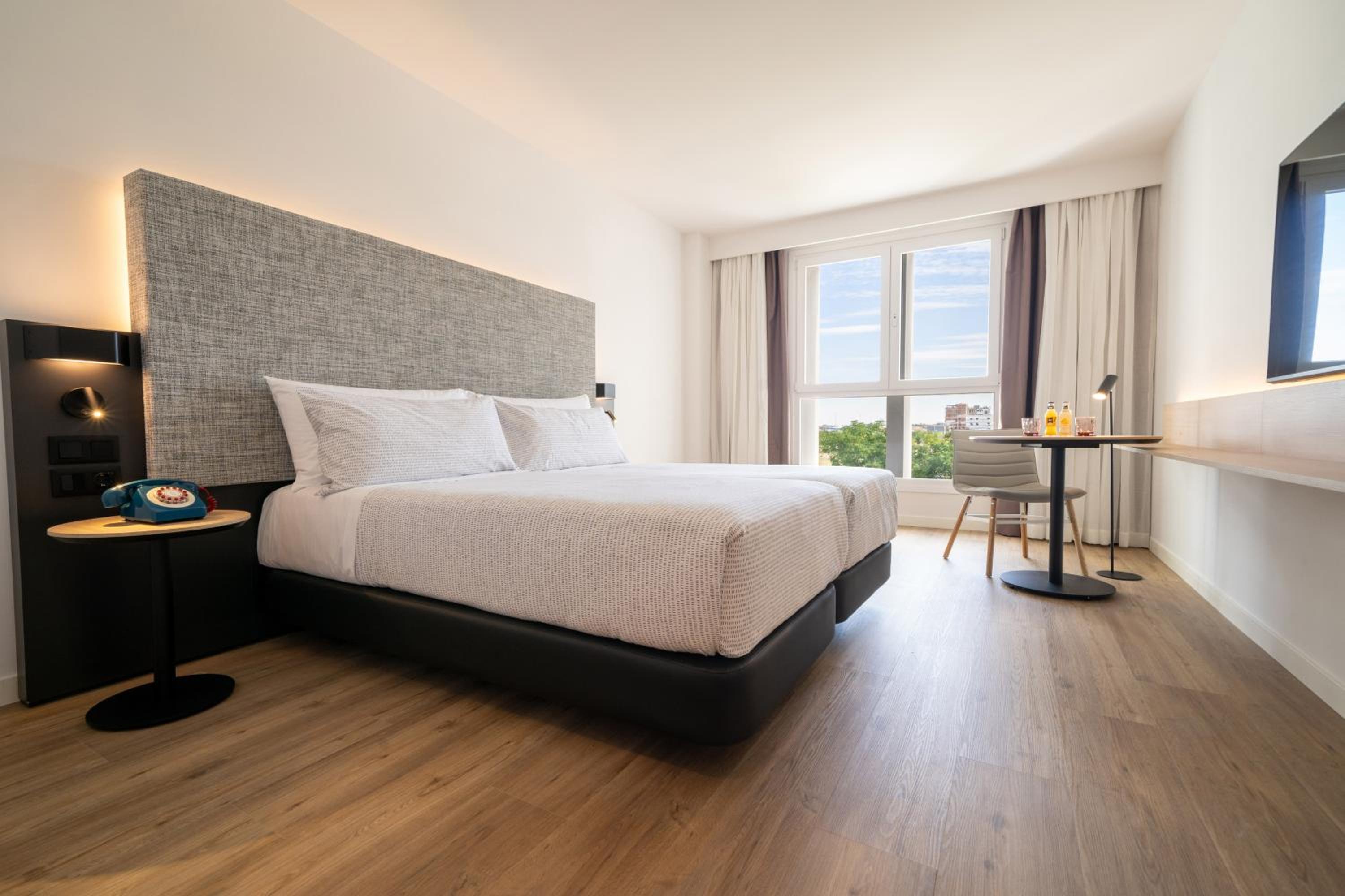 The Innside Connecting Rooms (2 Adults + 2 Children)