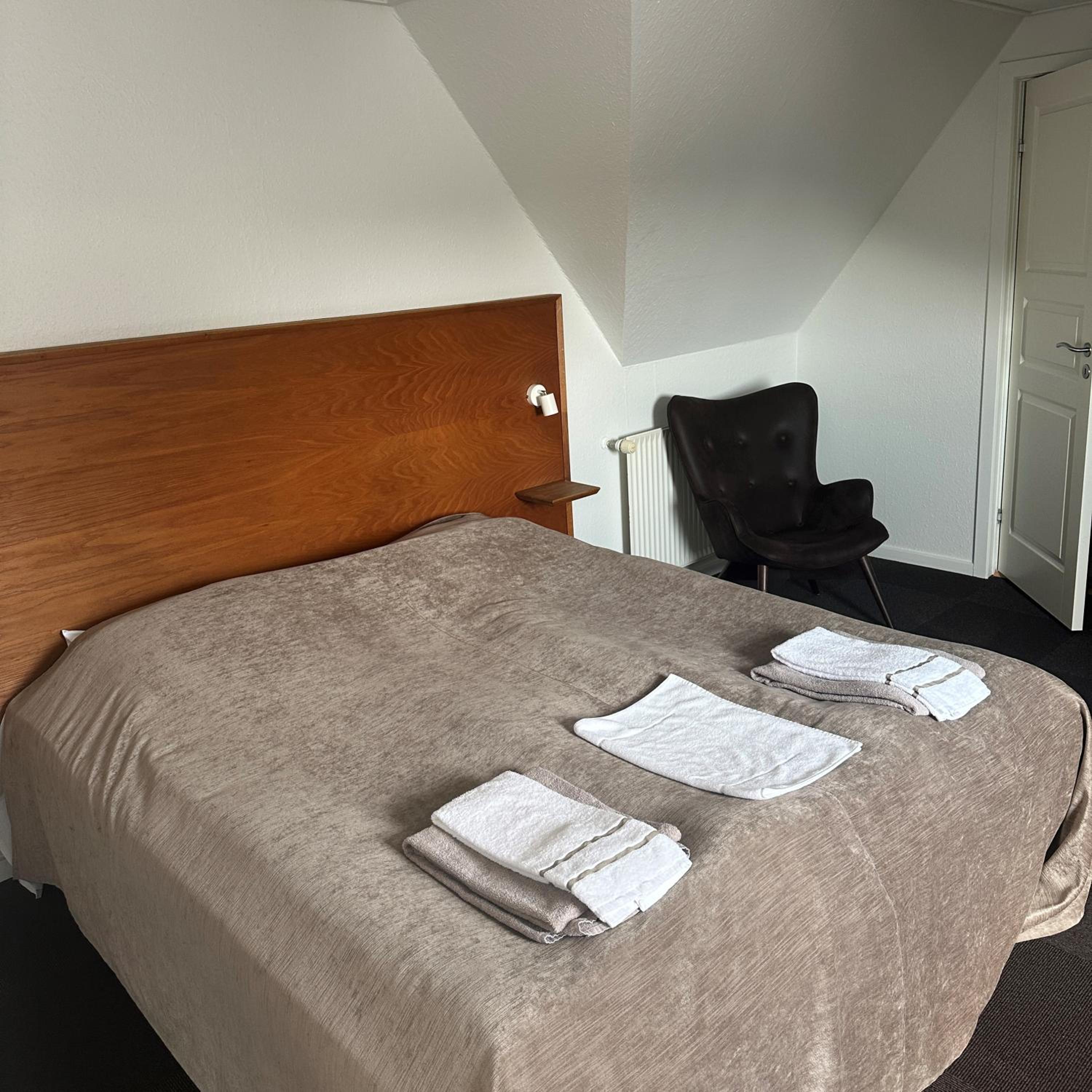 Double or Twin Room photo 1