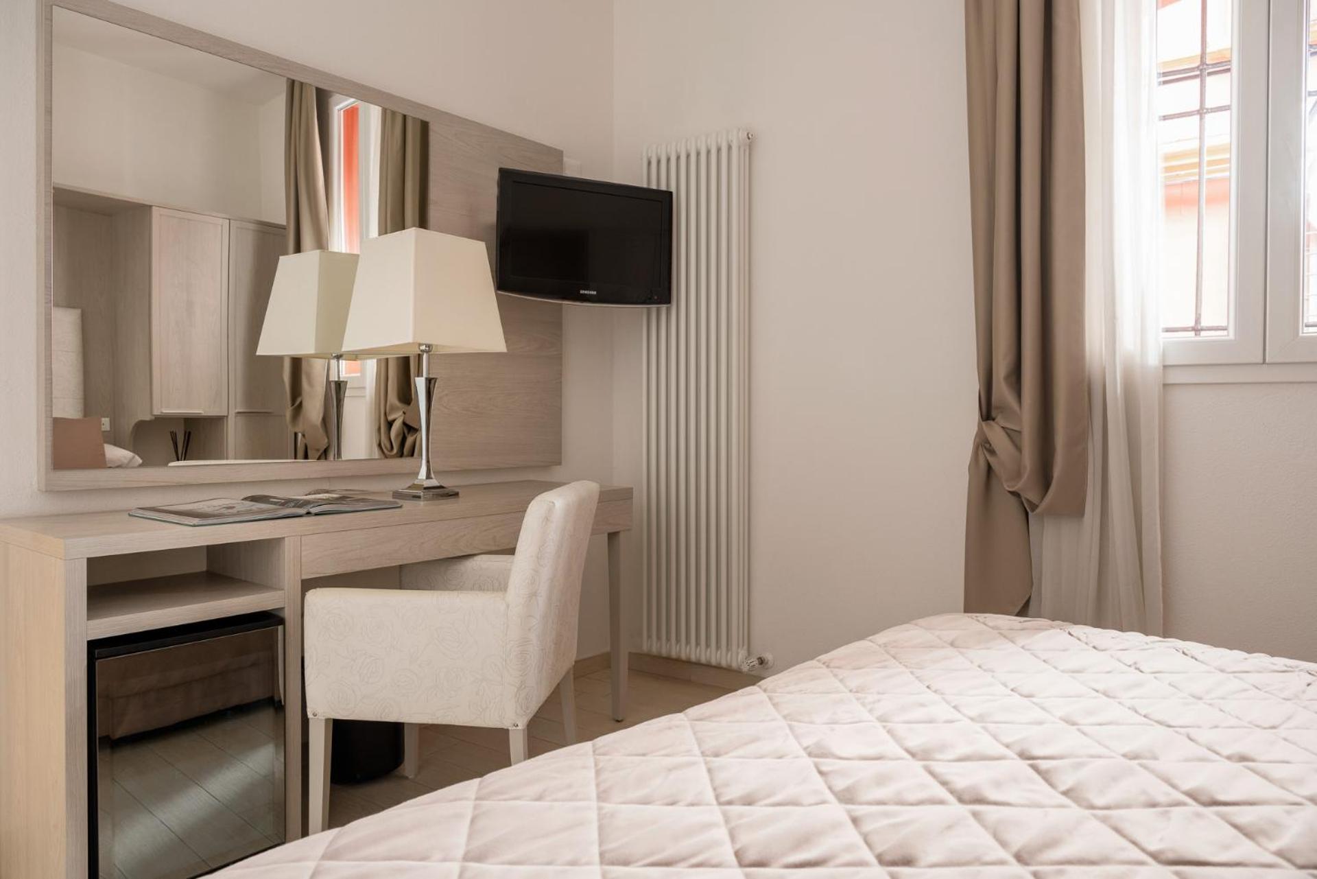 Superior Double Room - Photo 5