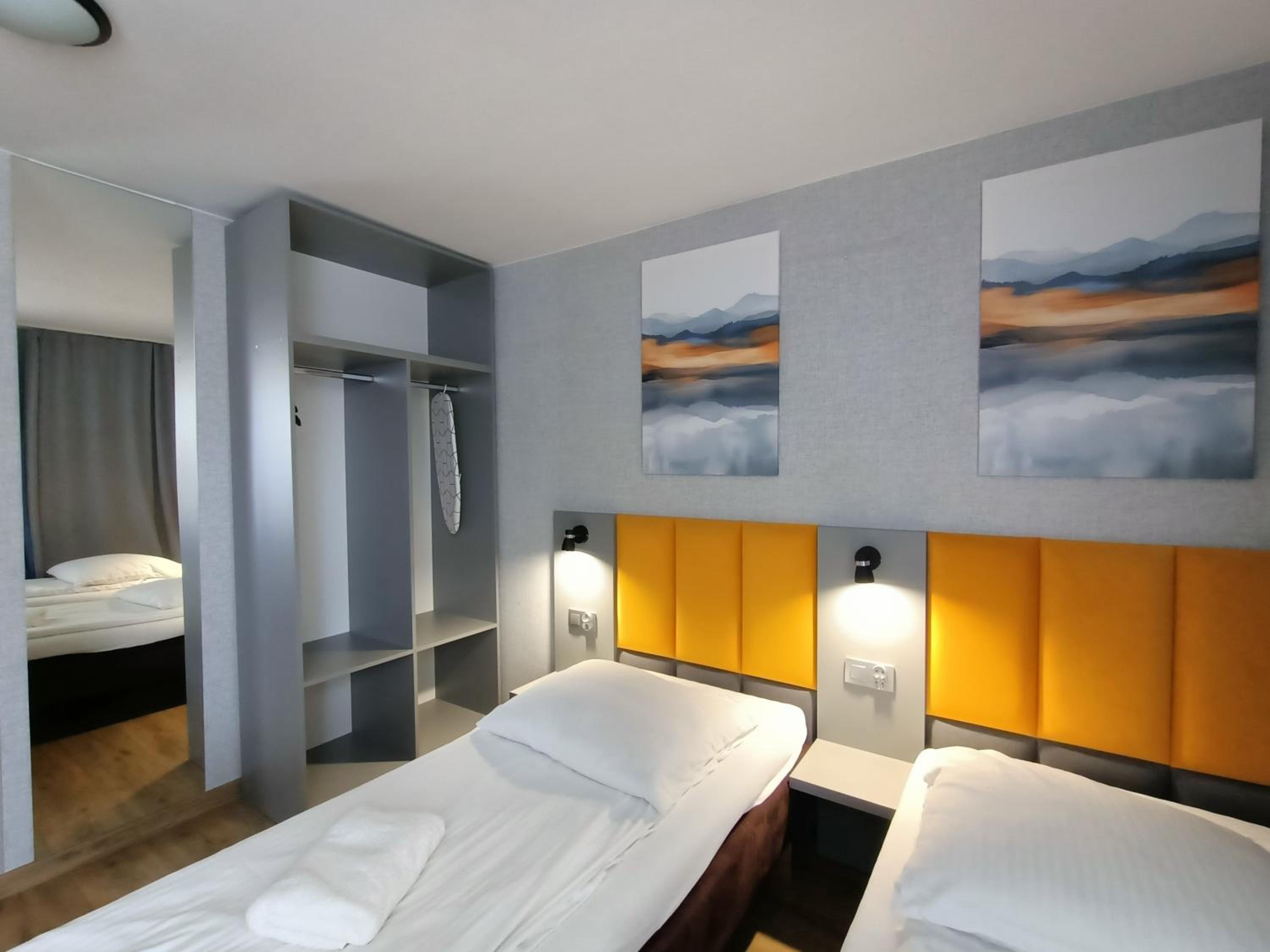 Deluxe Twin Room - Photo 1