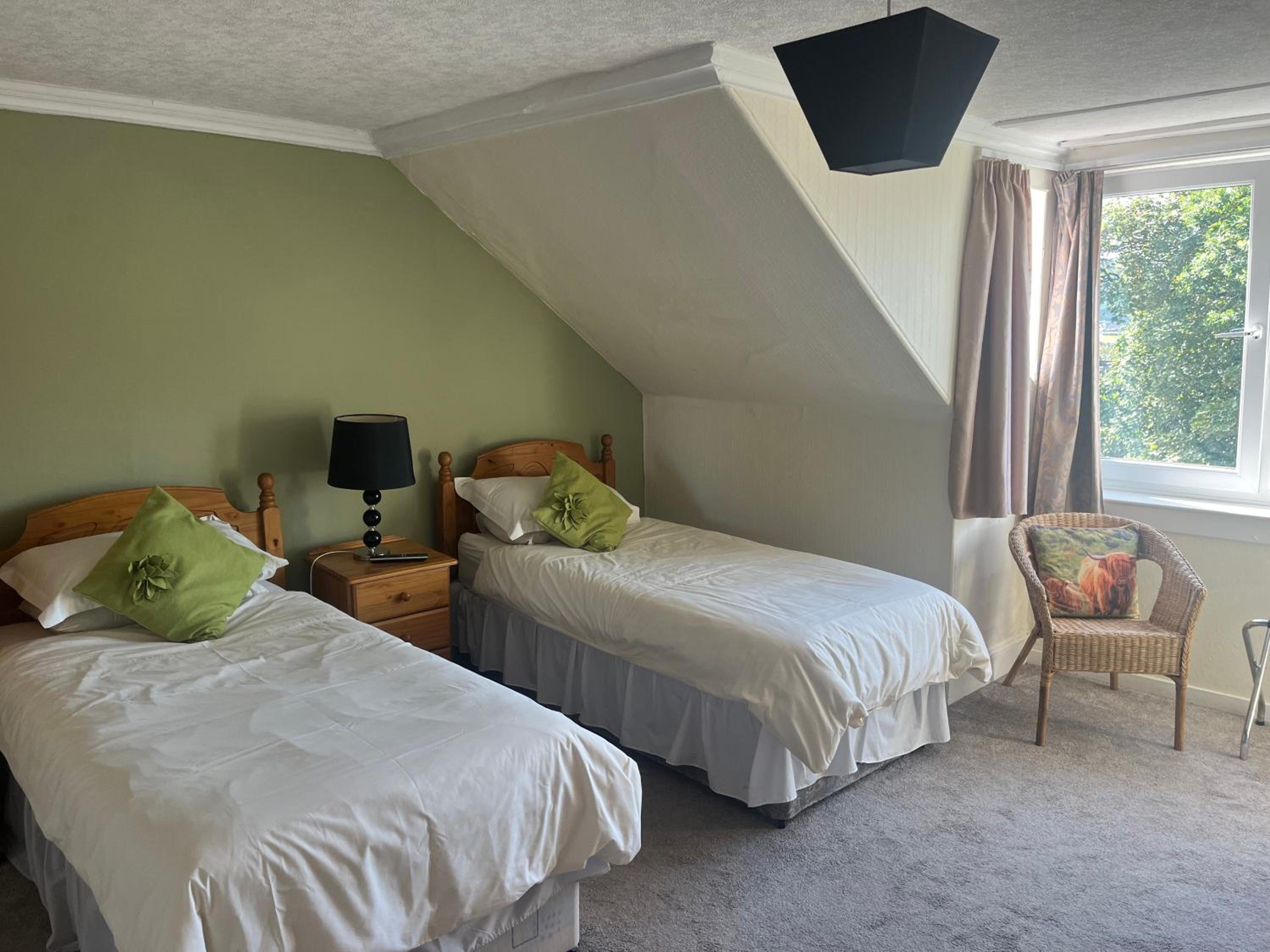 Classic Twin Room