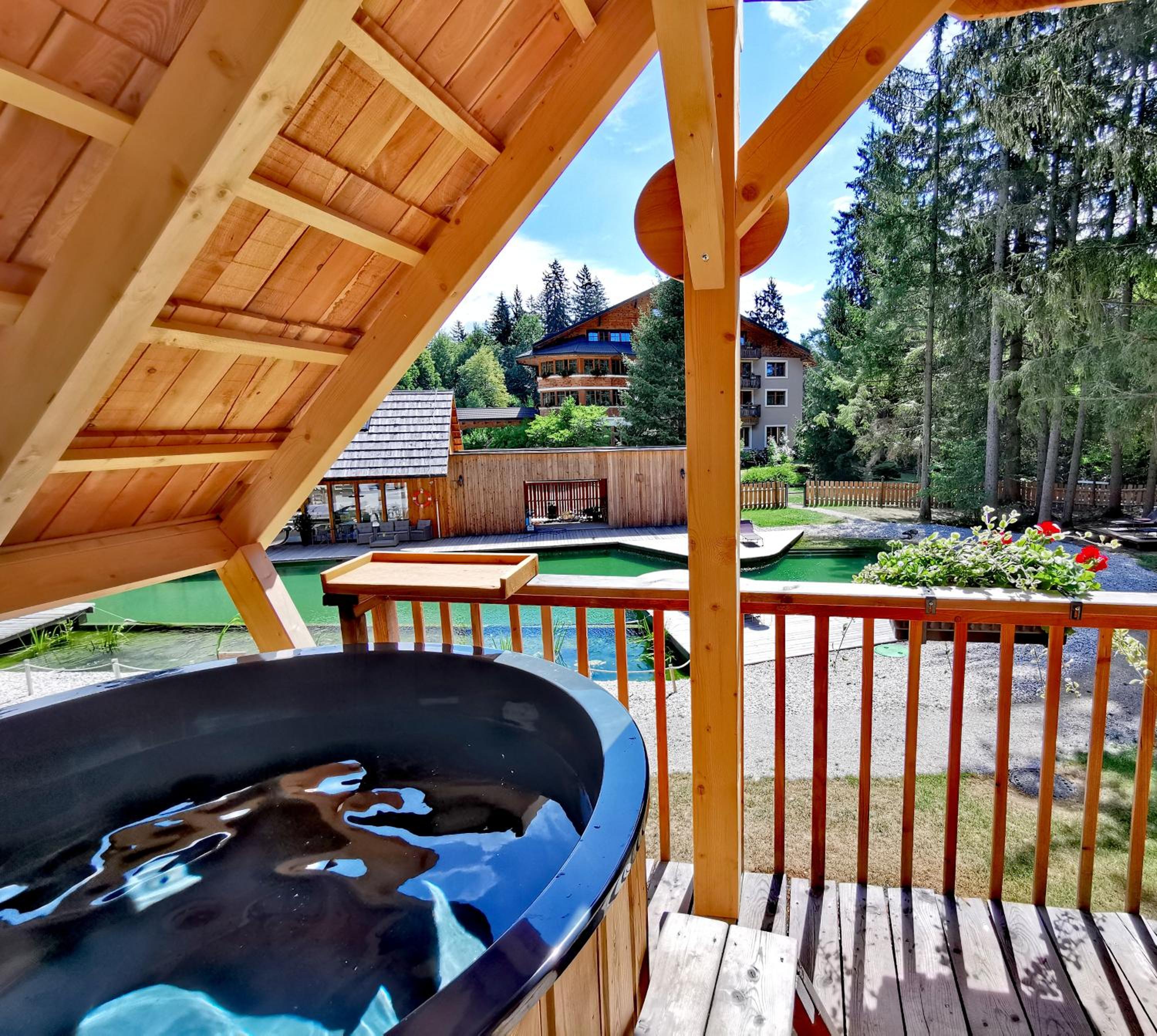 Special offer - Luxury Glamping House with Wooden Tub and Sauna - Romantic Package photo 2