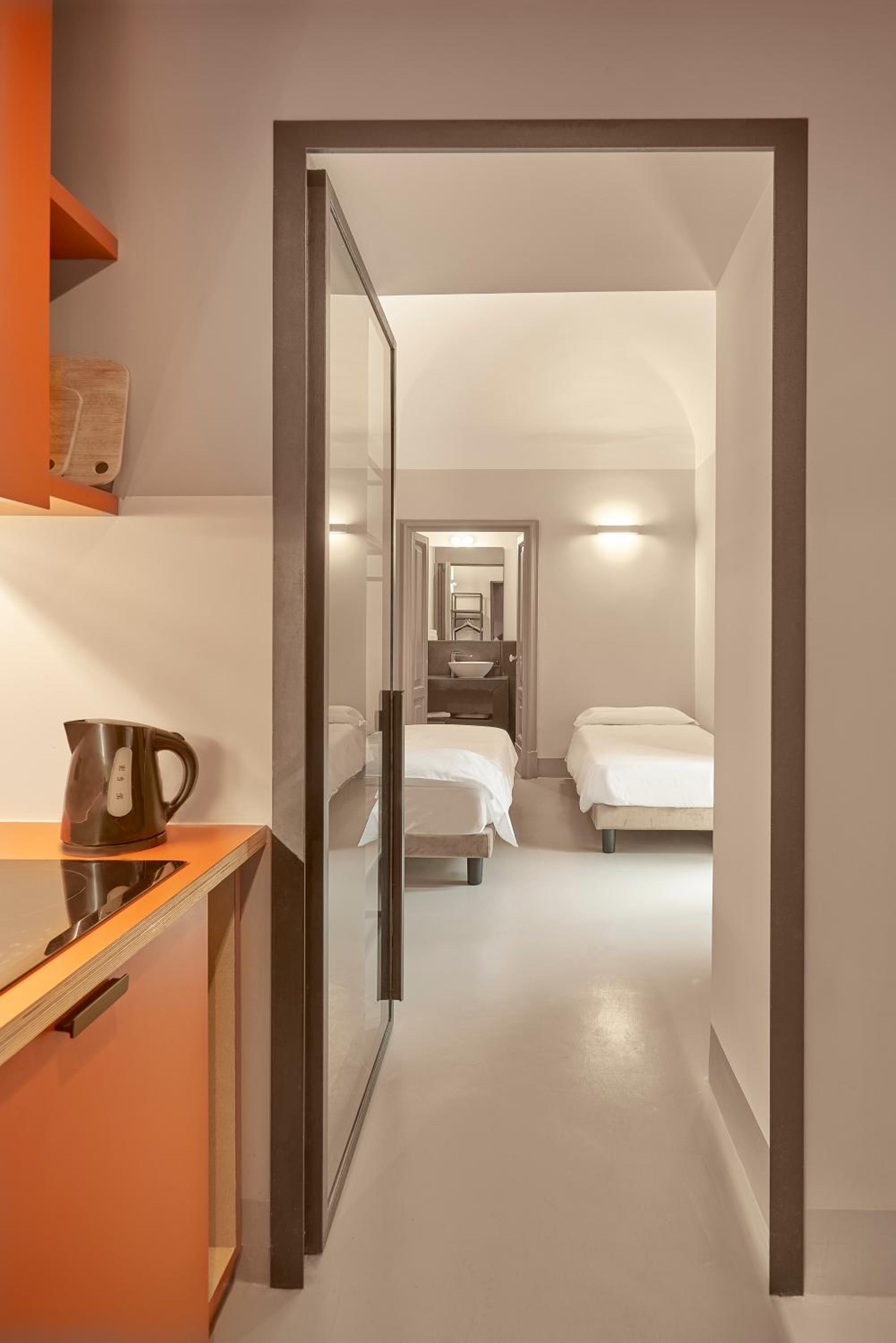 Two-Bedroom Apartment - Photo 2