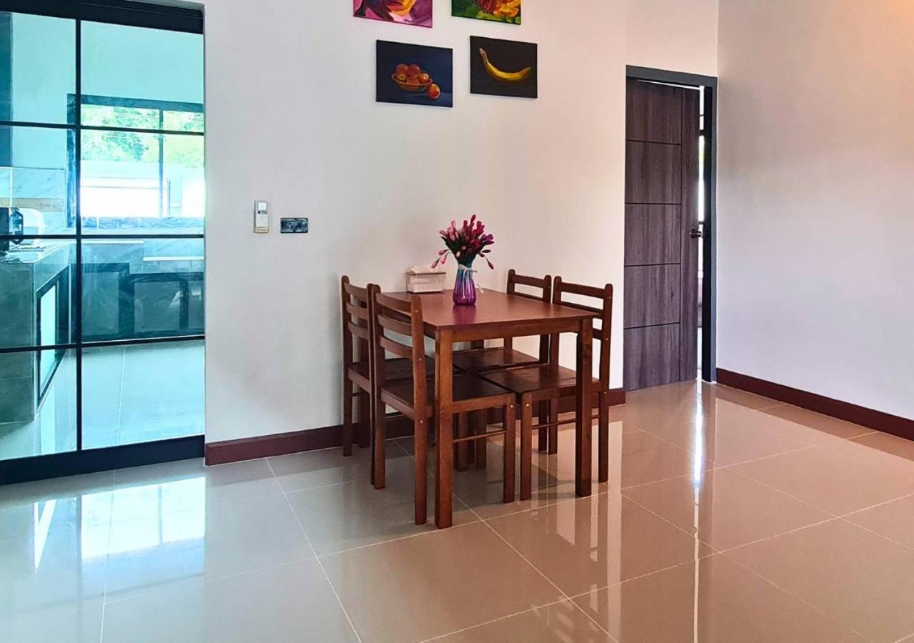Two-Bedroom House photo 2