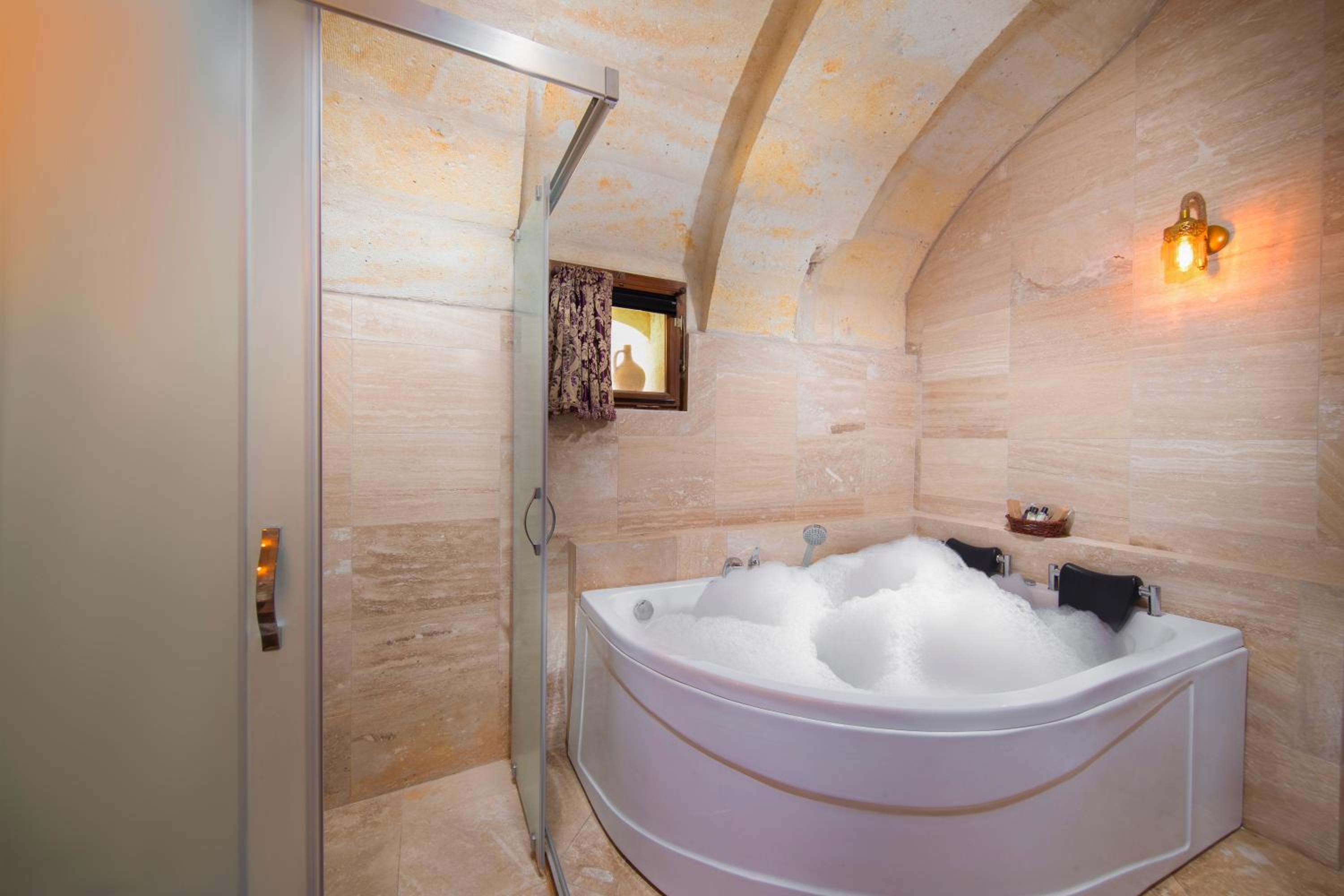 Deluxe Double Room with Castle View - Photo 2