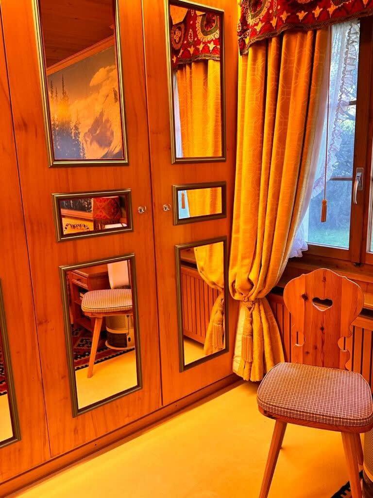Three-Bedroom House photo 3