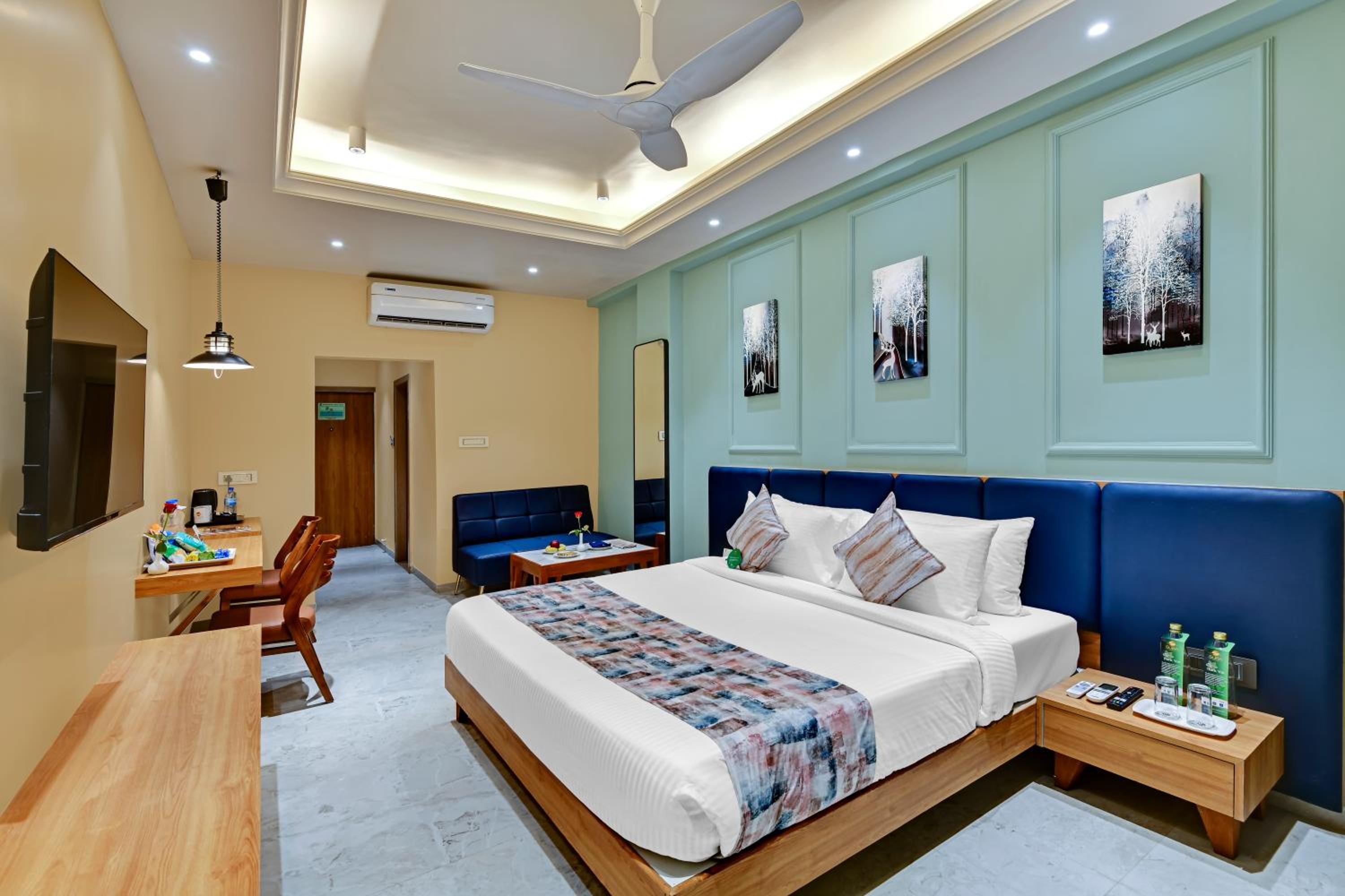 King Room with Balcony