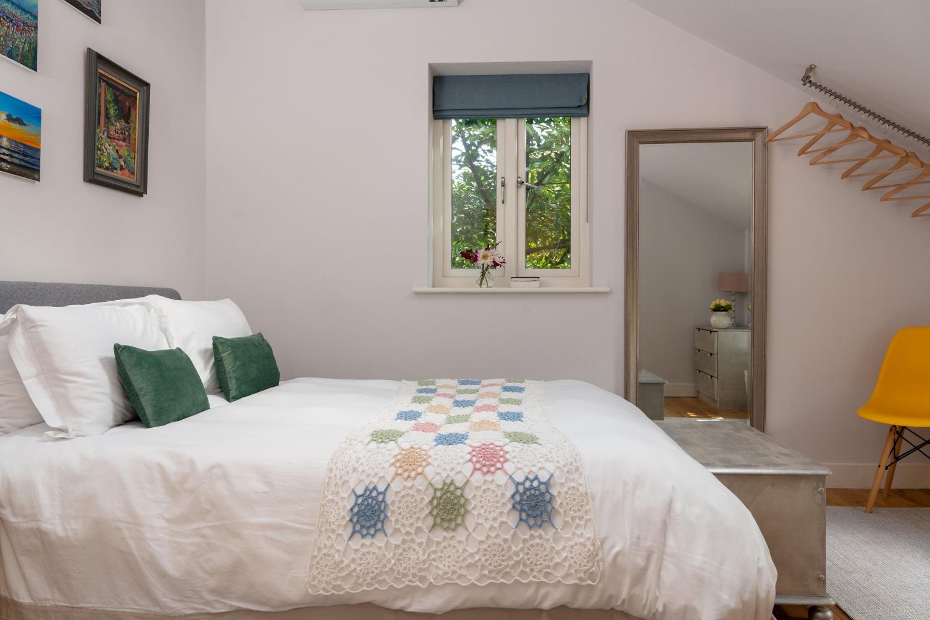 One-Bedroom Apartment - Photo 16
