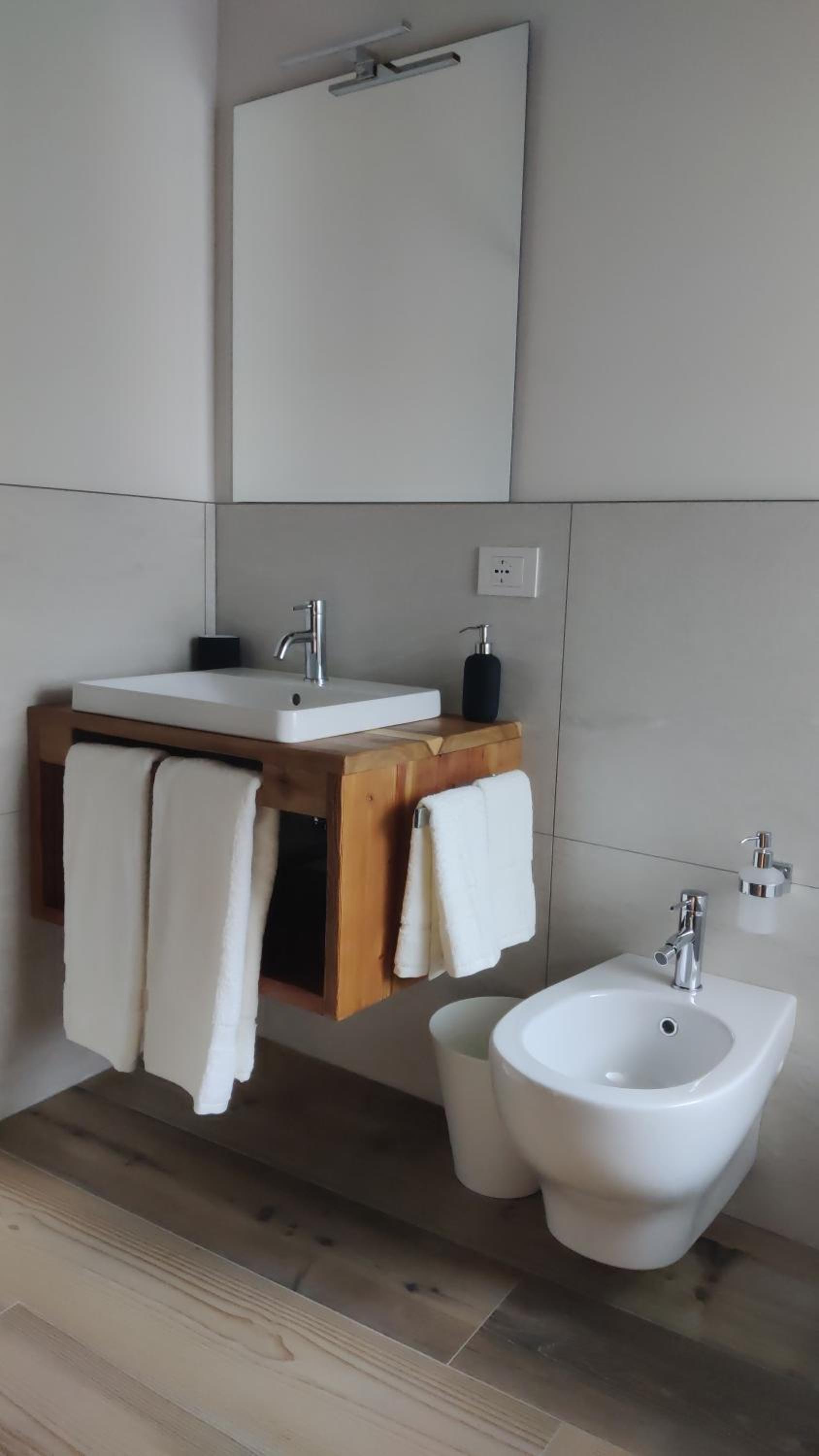 Double Room with Private Bathroom photo 2