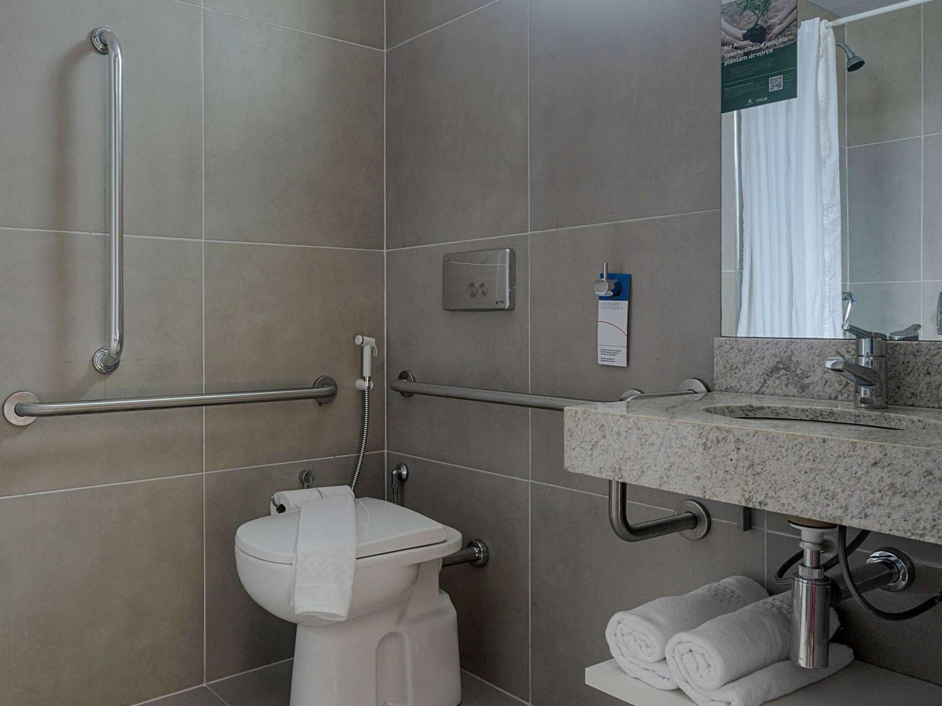 Standard Room - Disability Access - Photo 7