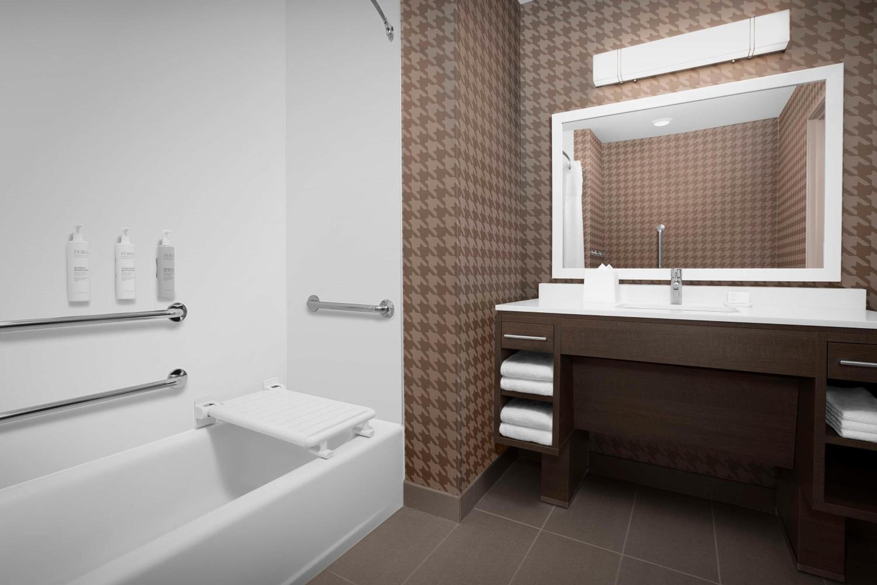 Studio Suite with Two Queen Beds - Hearing Access - Photo 4