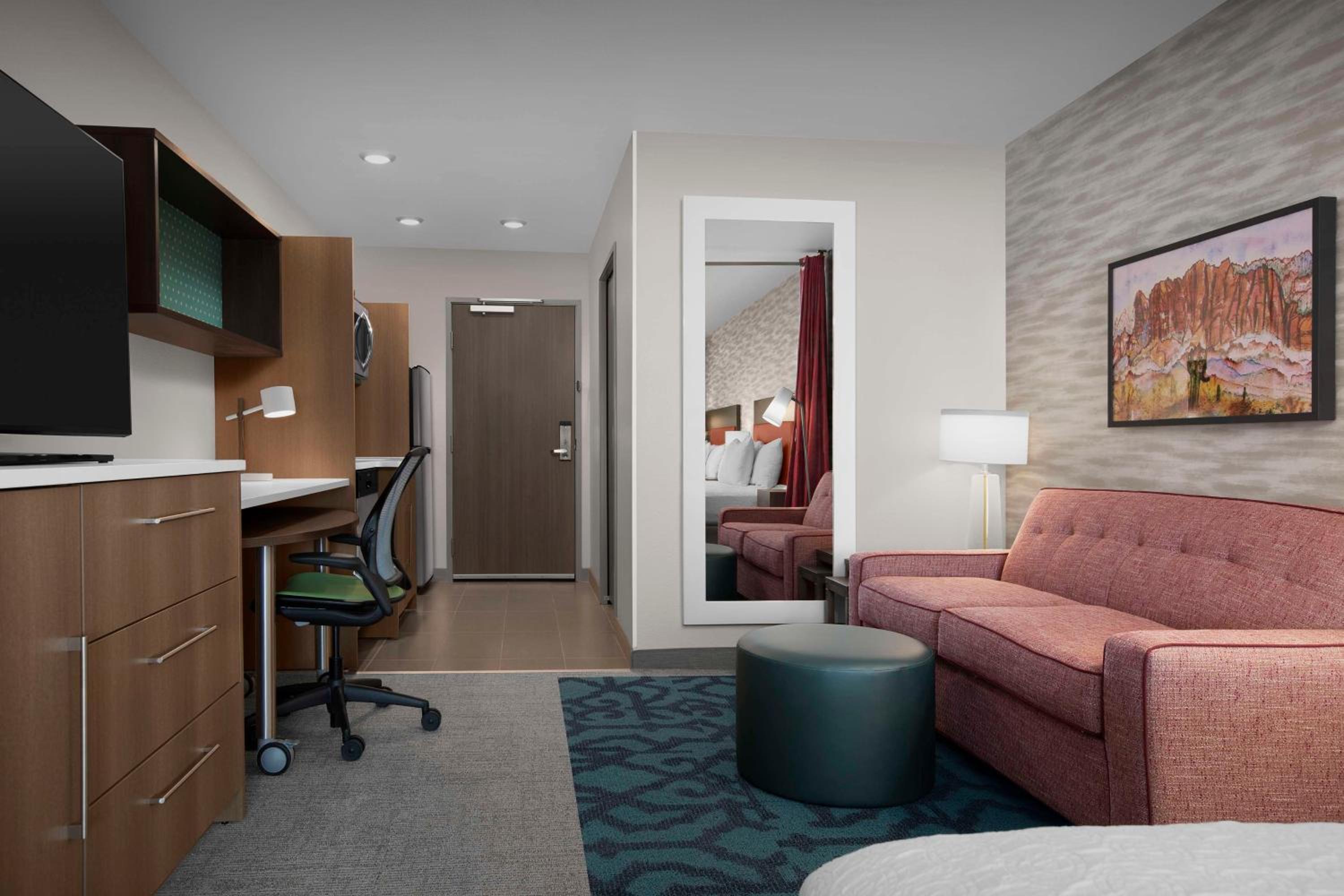 Studio Suite with Two Queen Beds - Photo 1