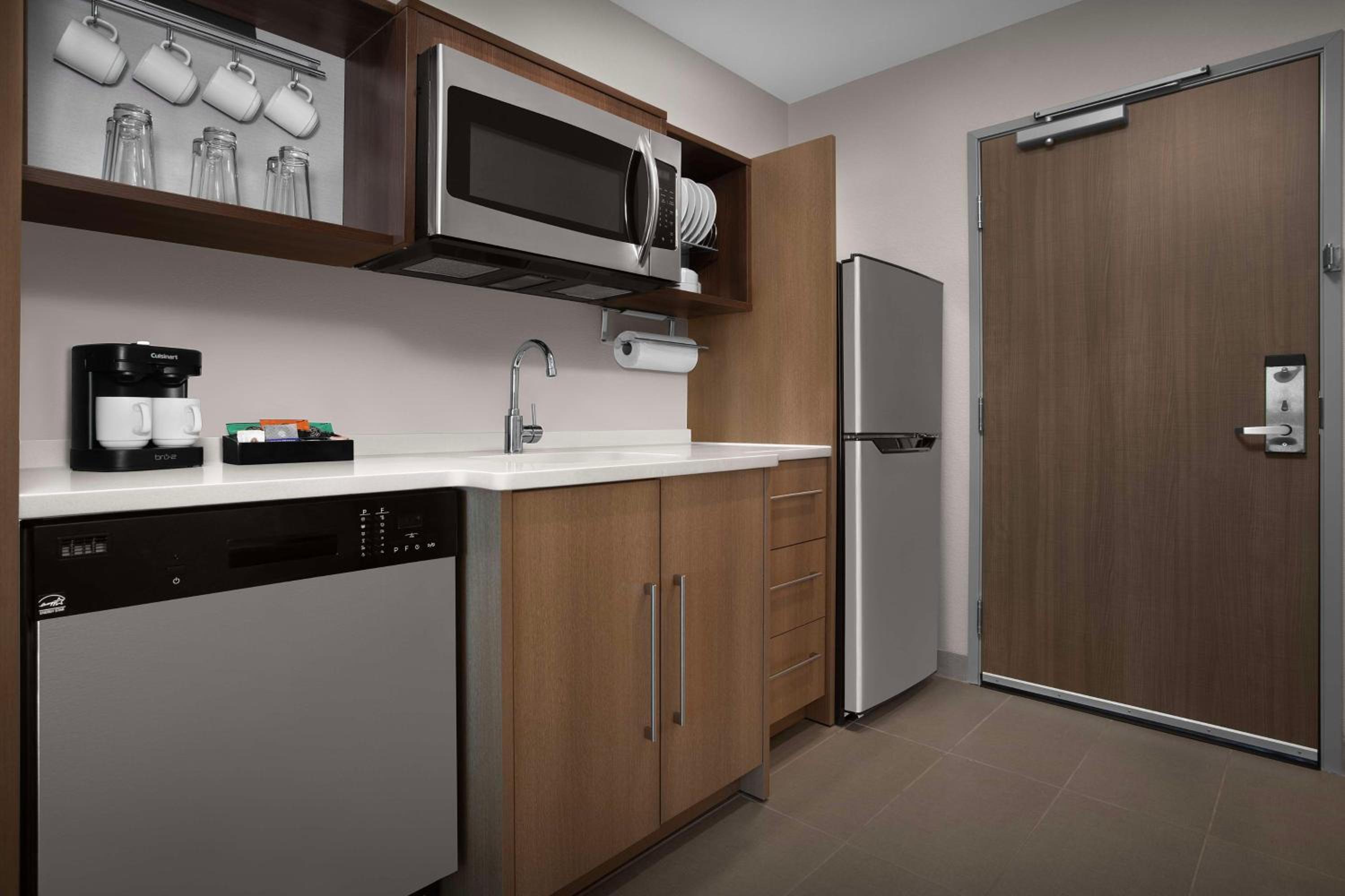 King Studio Suite - Photo 4