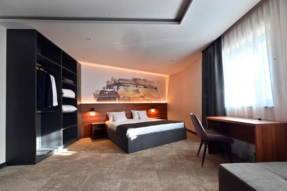 Family Room with Free Parking photo 1