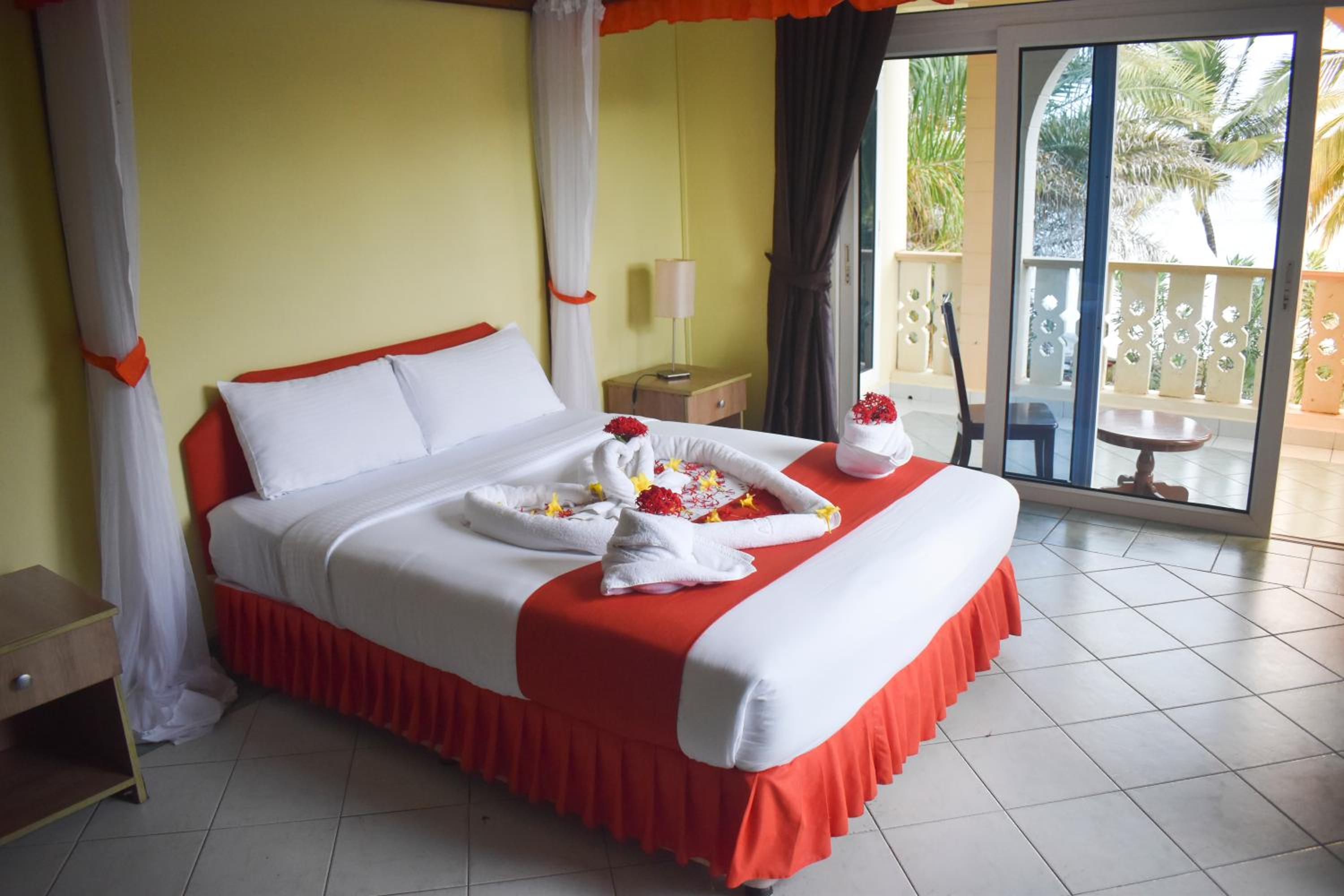 2 Bedroom Apartment With Sea View photo 2