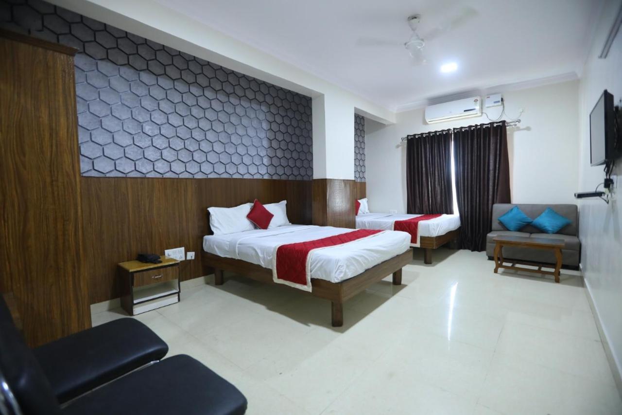 Quadruple Room - Photo 7