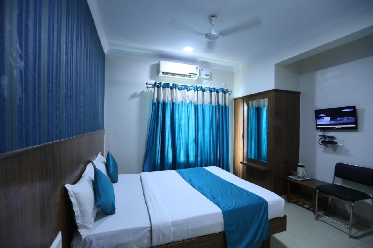 Standard Double Room with Fan - Photo 5