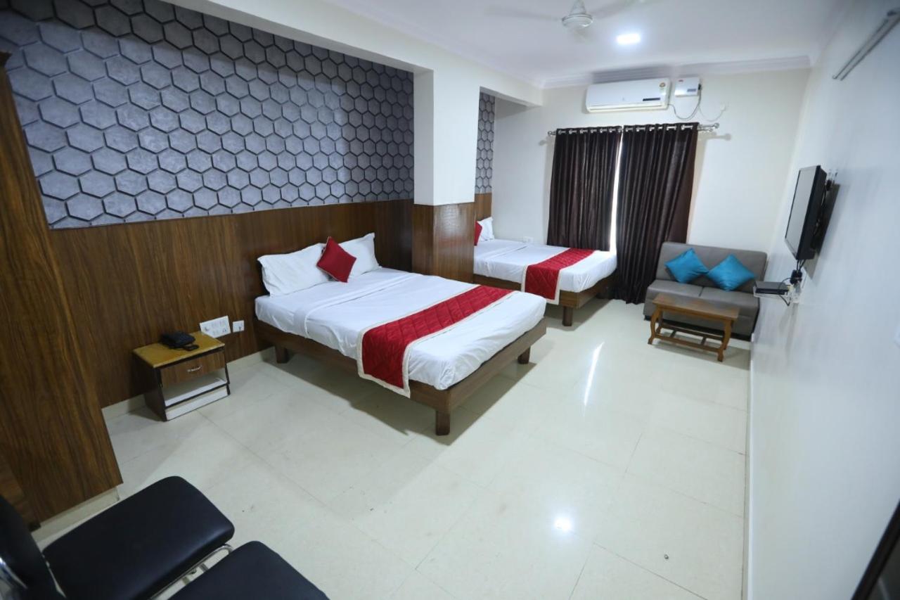 Quadruple Room - Photo 15