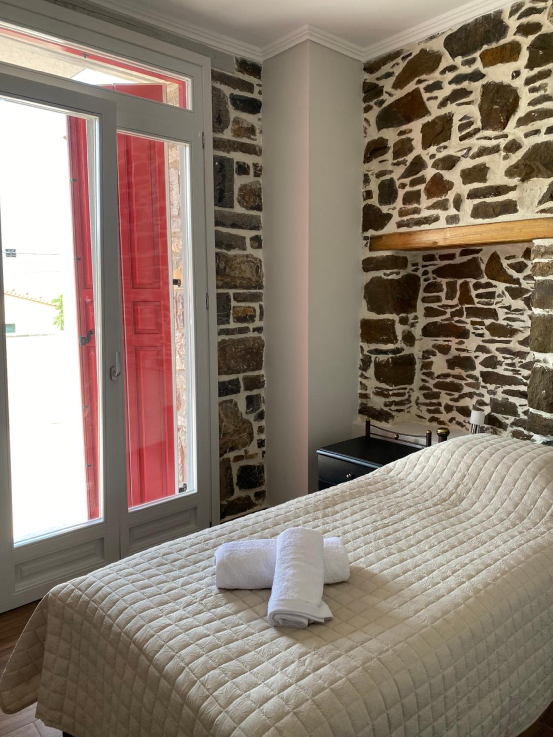 Deluxe Triple Room photo 2